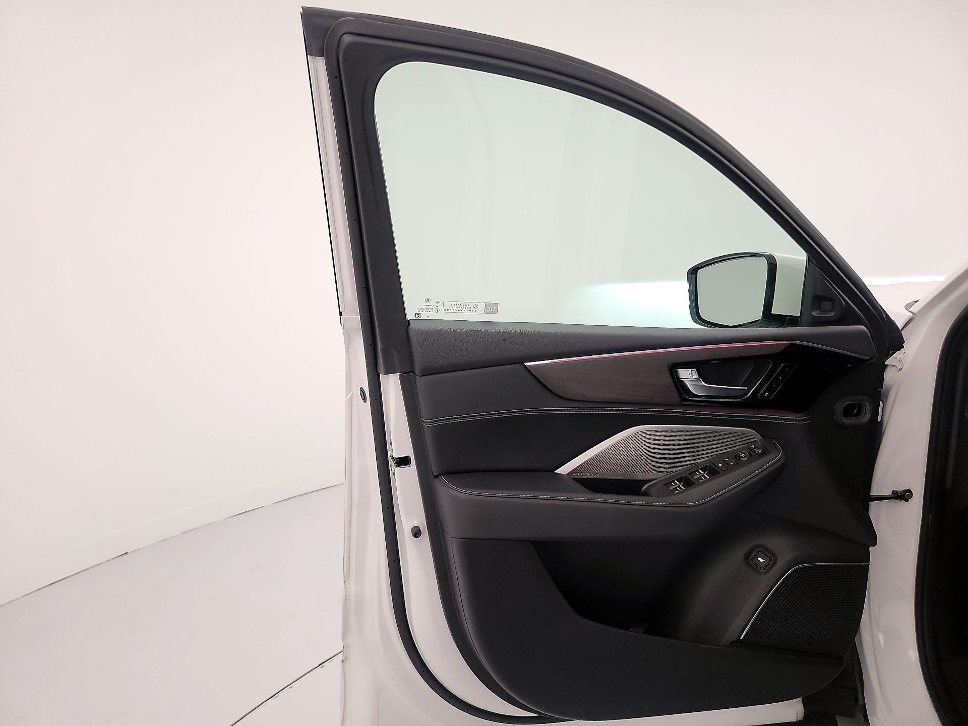 Thumbnail: 2024 Acura MDX - 12