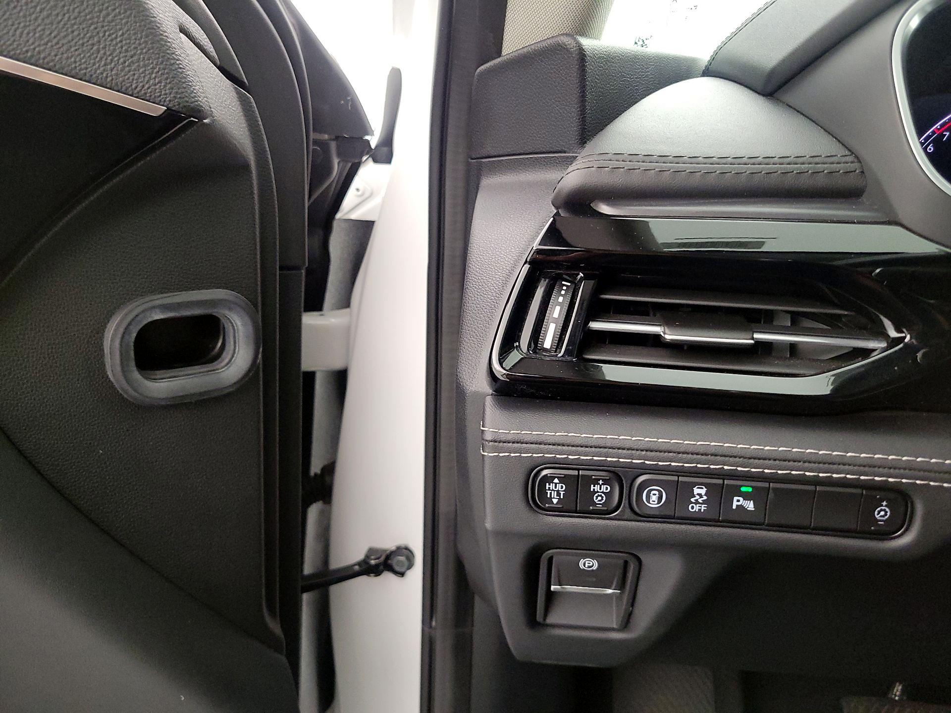 Thumbnail: 2024 Acura MDX - 13