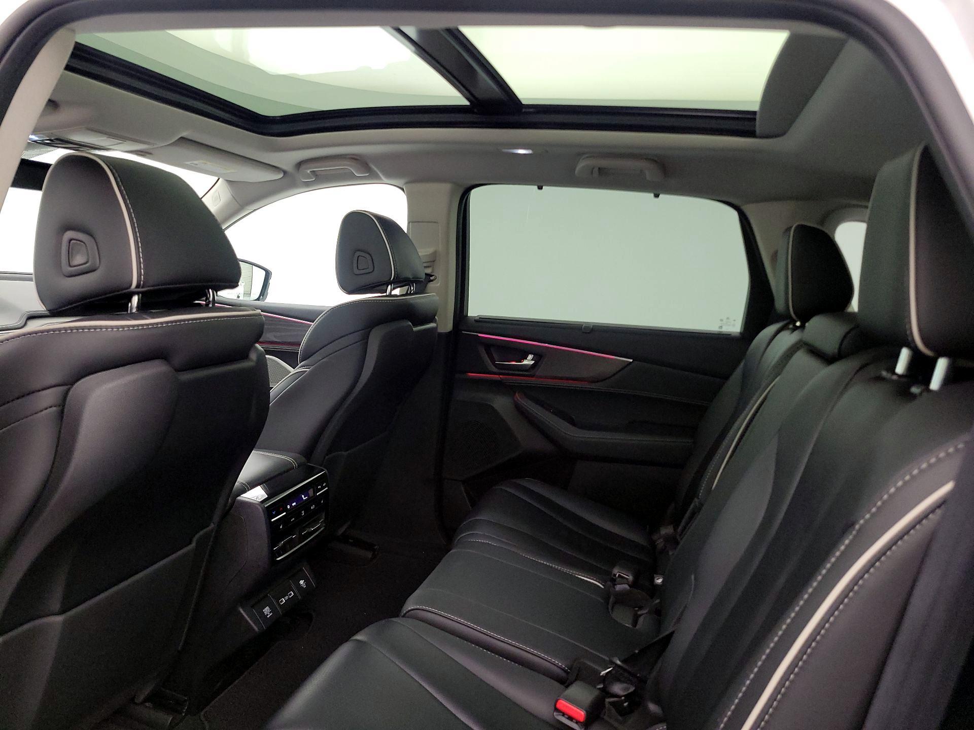 Thumbnail: 2024 Acura MDX - 20