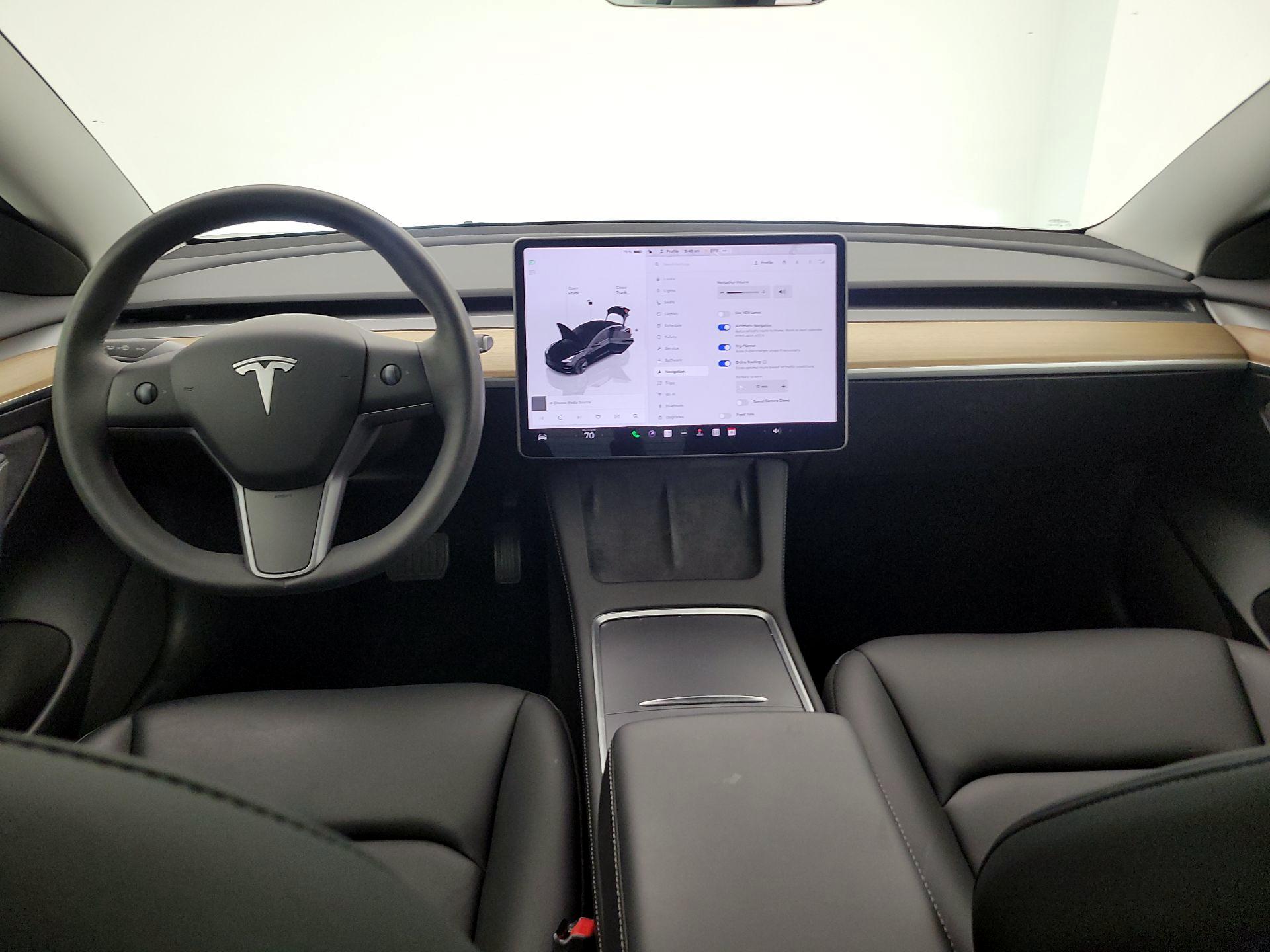 Thumbnail: 2023 Tesla Model 3 - 9