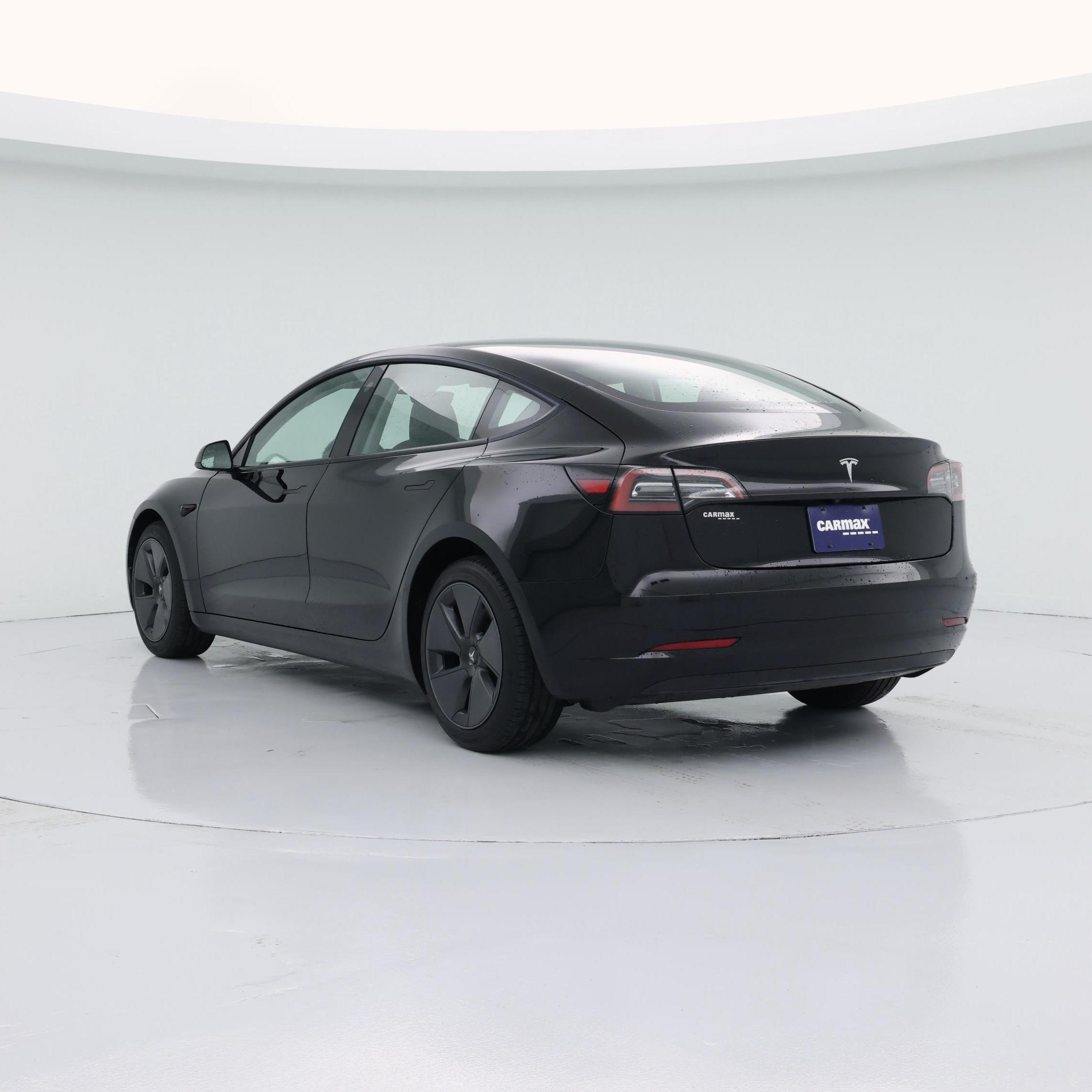 Thumbnail: 2023 Tesla Model 3 - 2