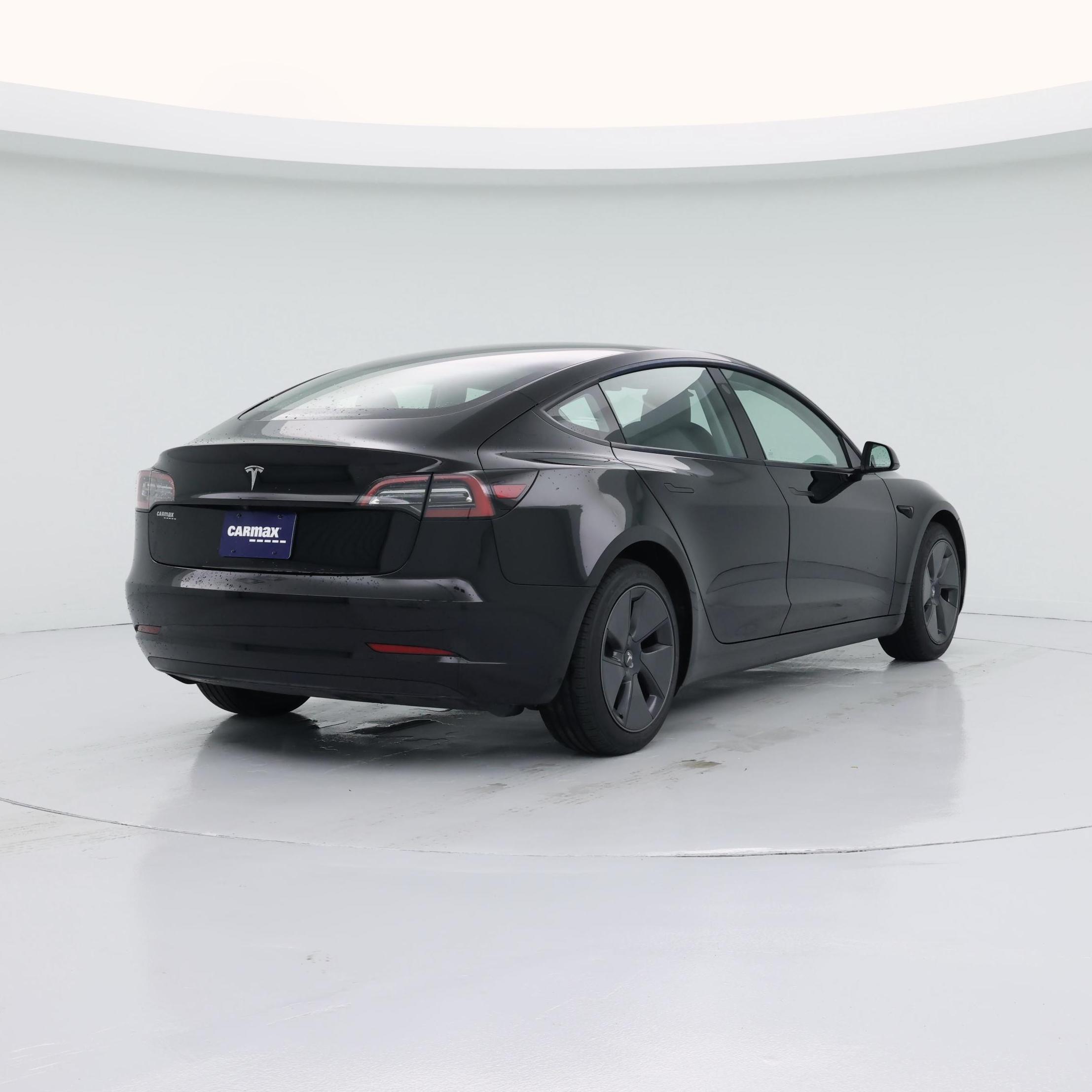 Thumbnail: 2023 Tesla Model 3 - 8