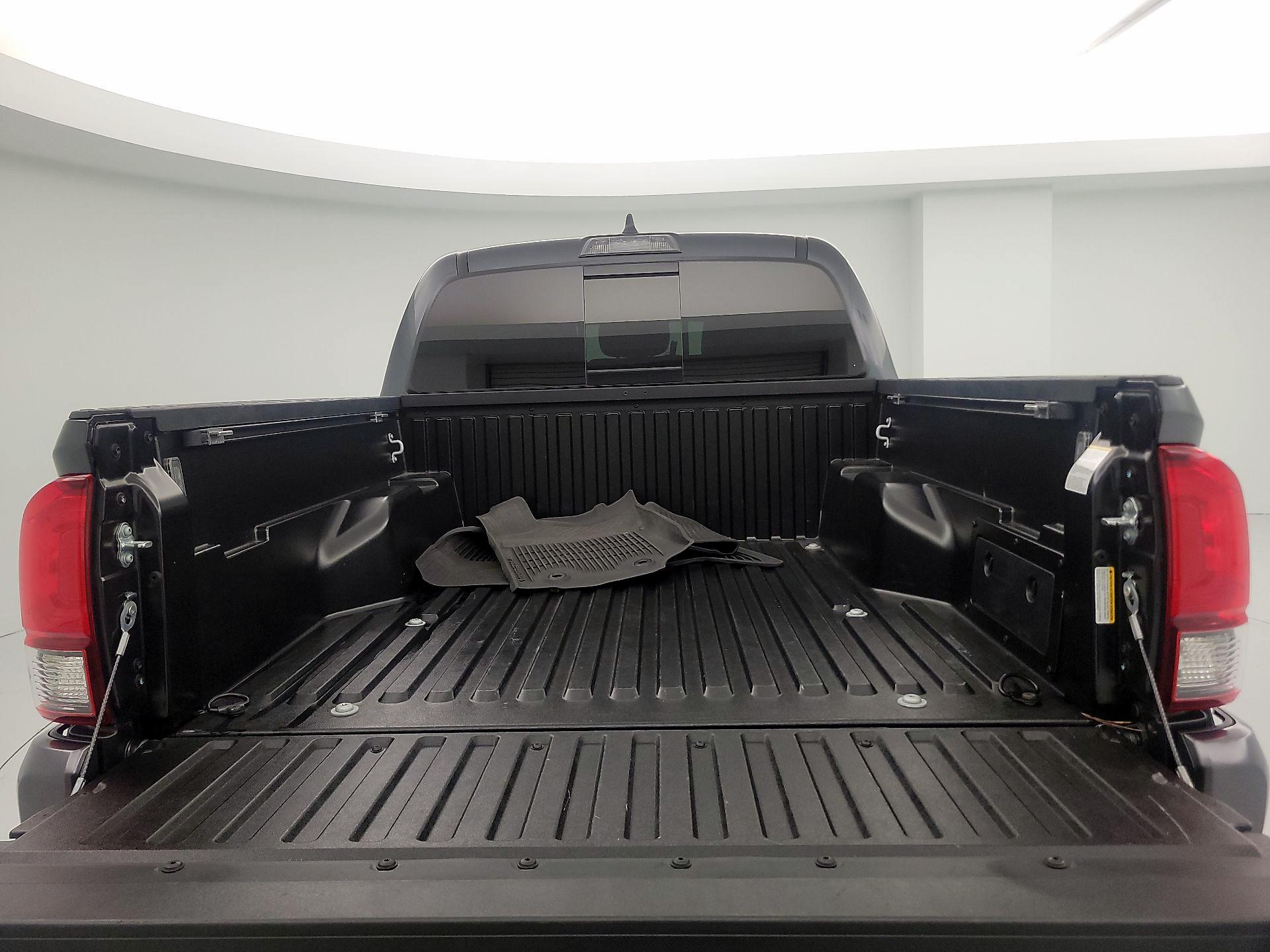 Thumbnail: 2023 Toyota Tacoma - 20