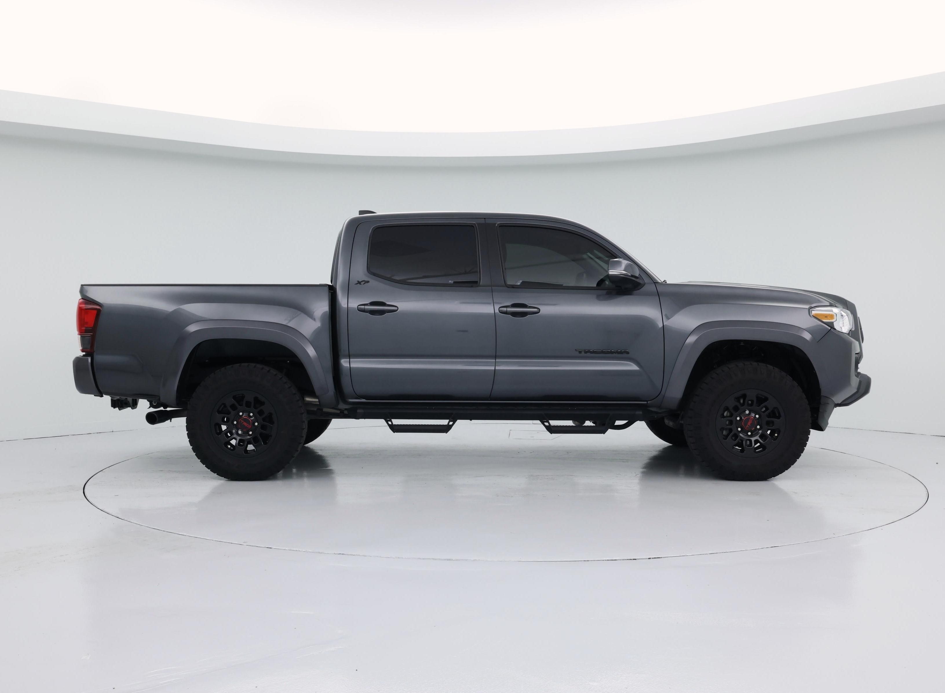 Thumbnail: 2023 Toyota Tacoma - 7