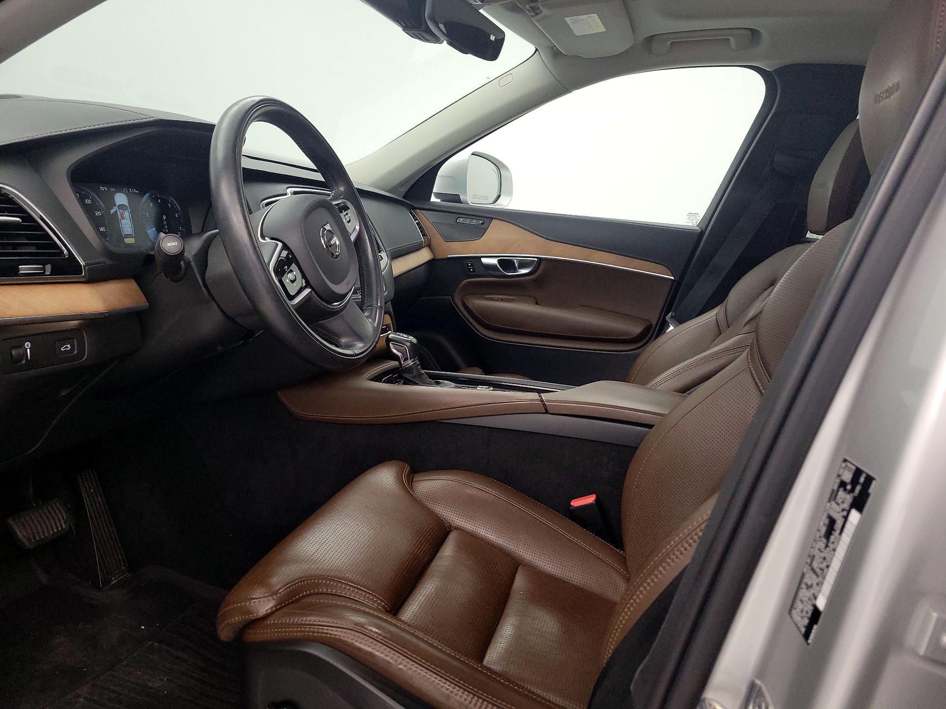 Thumbnail: 2019 Volvo XC90 - 11