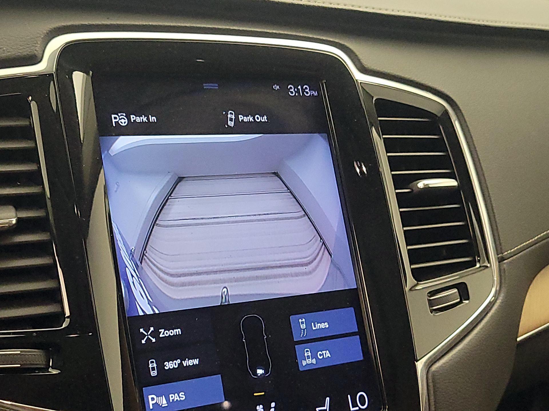 Thumbnail: 2019 Volvo XC90 - 14