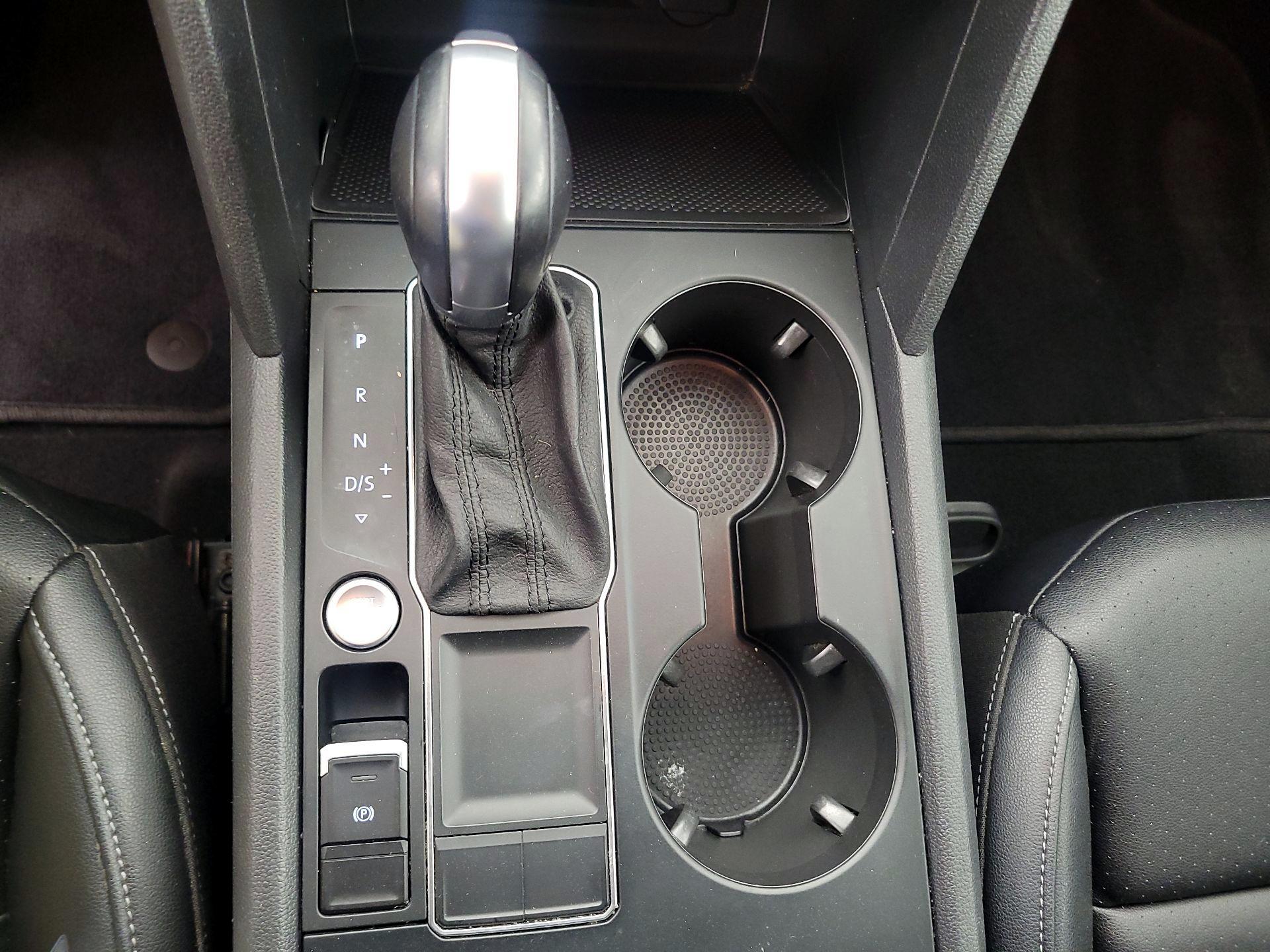 Thumbnail: 2019 Volkswagen Atlas - 17