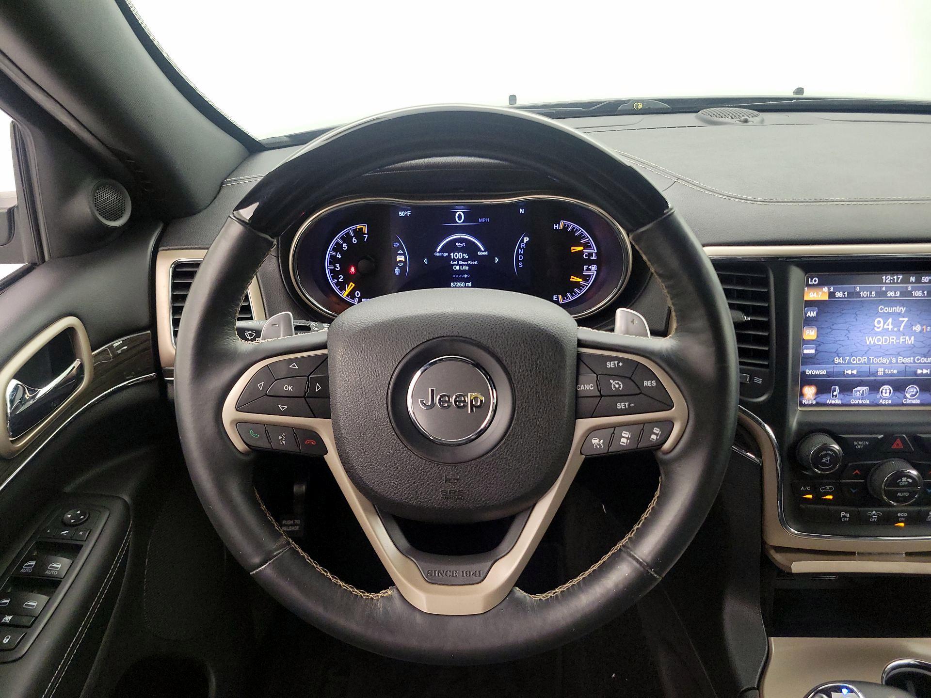 Thumbnail: 2015 Jeep Grand Cherokee - 10