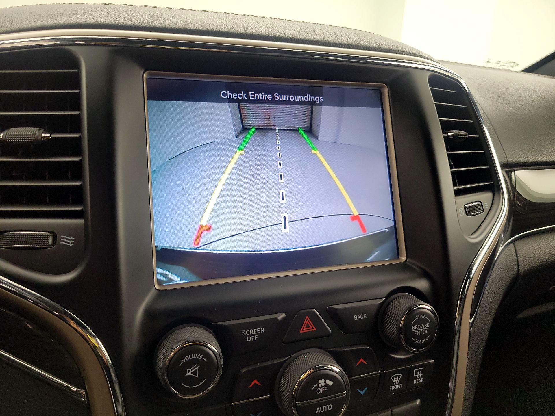 Thumbnail: 2015 Jeep Grand Cherokee - 15