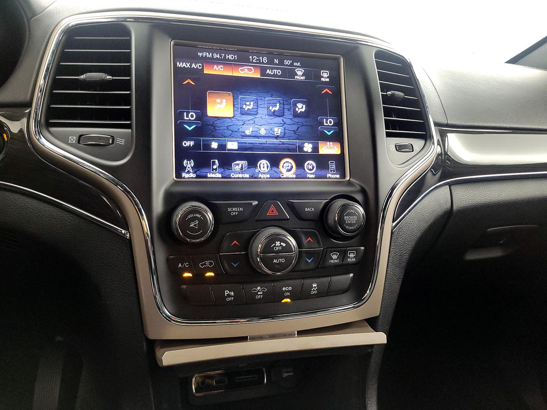 Thumbnail: 2015 Jeep Grand Cherokee - 17