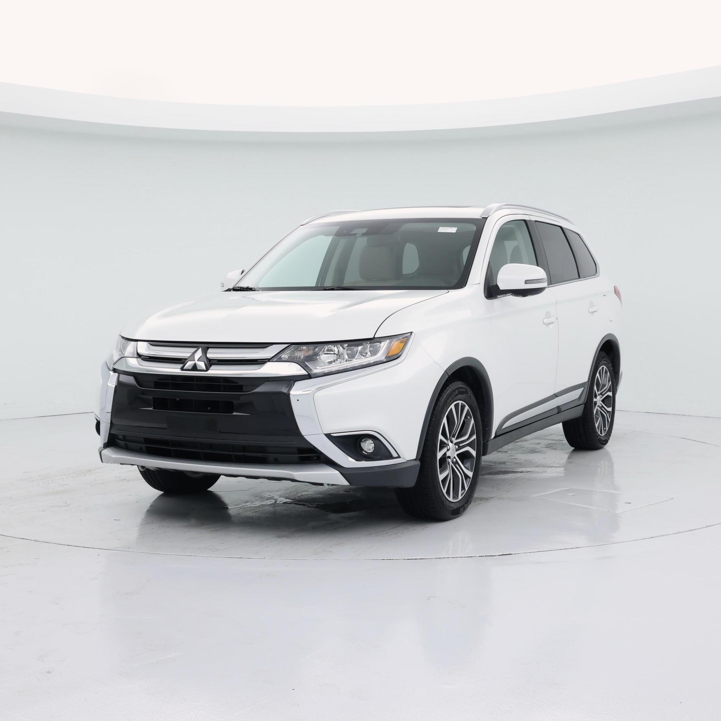 Thumbnail: 2018 Mitsubishi Outlander - 4