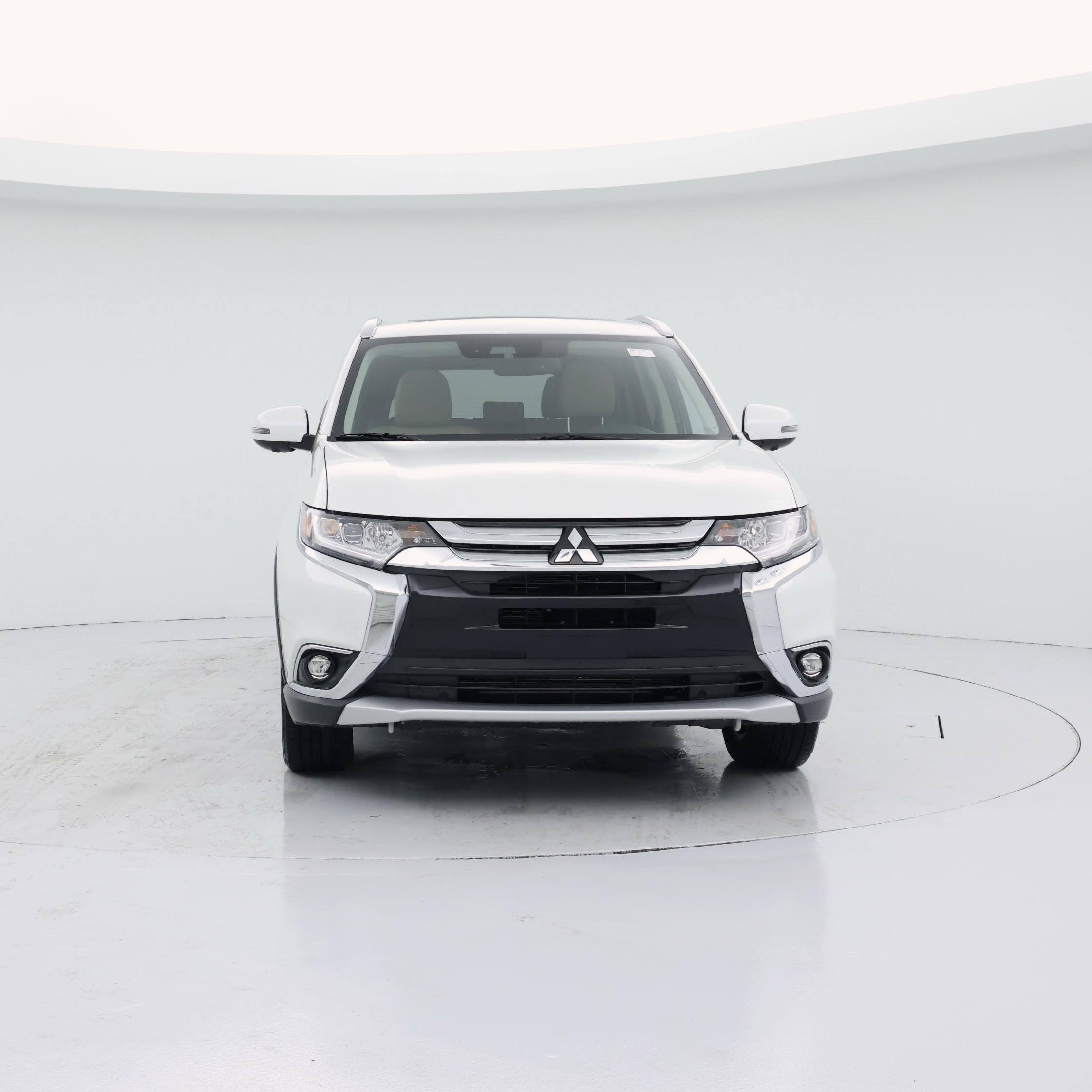 Thumbnail: 2018 Mitsubishi Outlander - 5