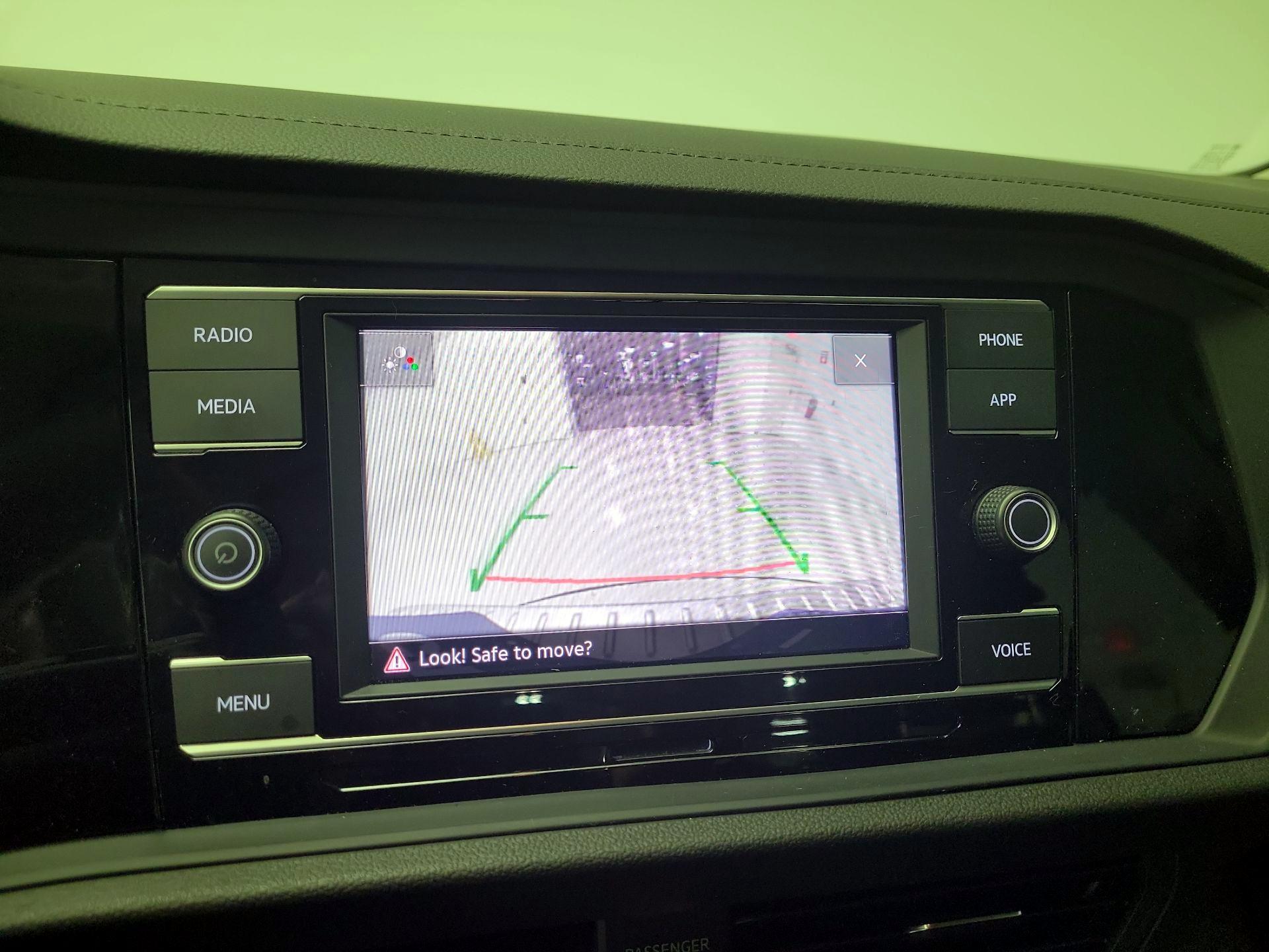 Thumbnail: 2023 Volkswagen Jetta - 14