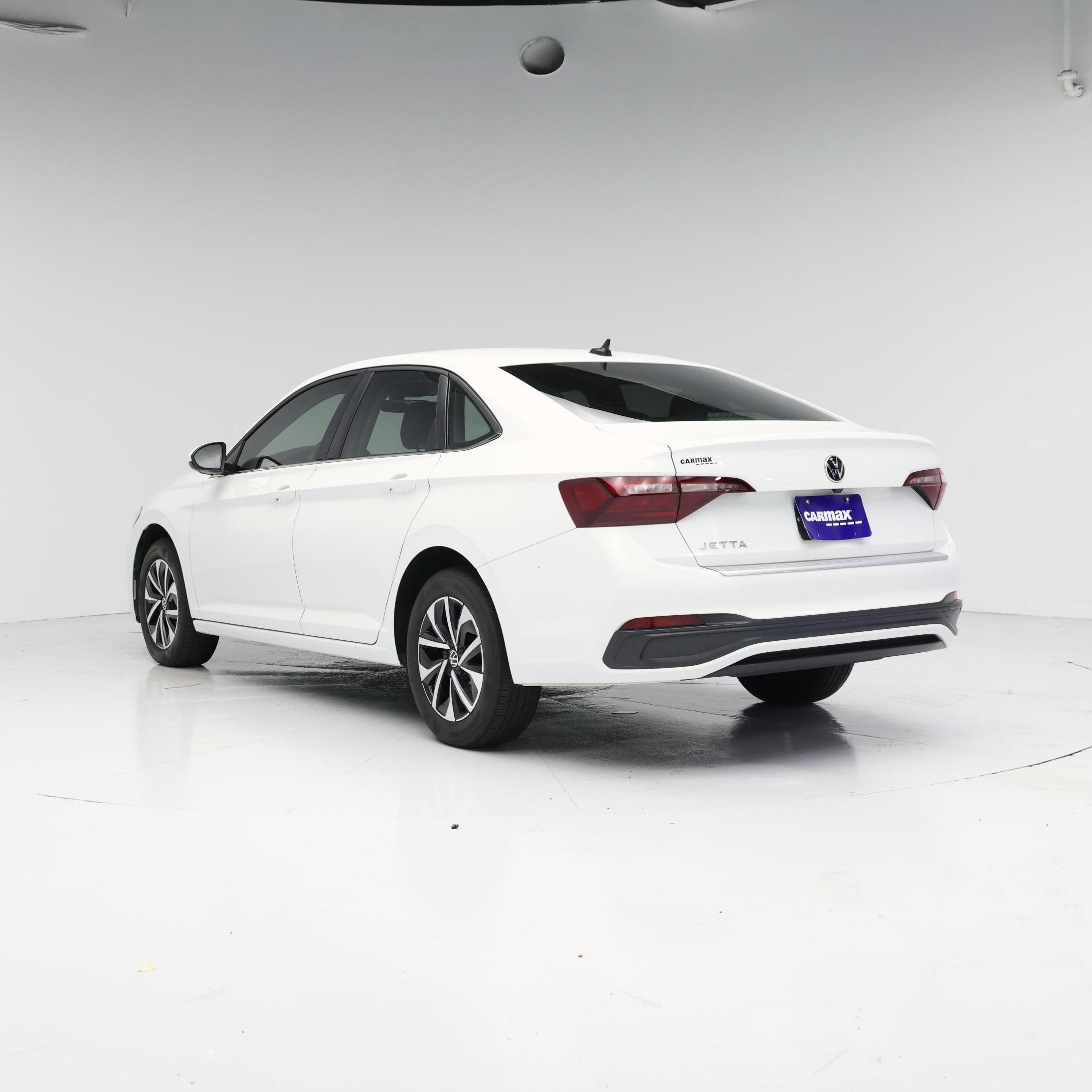 Thumbnail: 2023 Volkswagen Jetta - 2