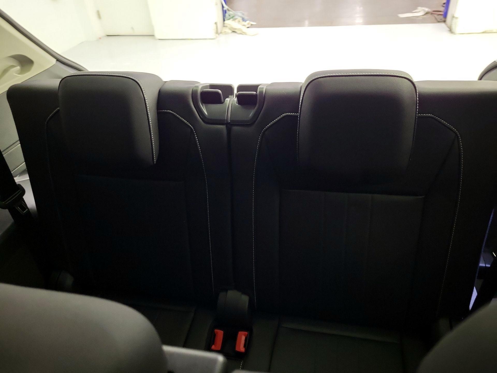 Thumbnail: 2023 Volkswagen Tiguan - 20