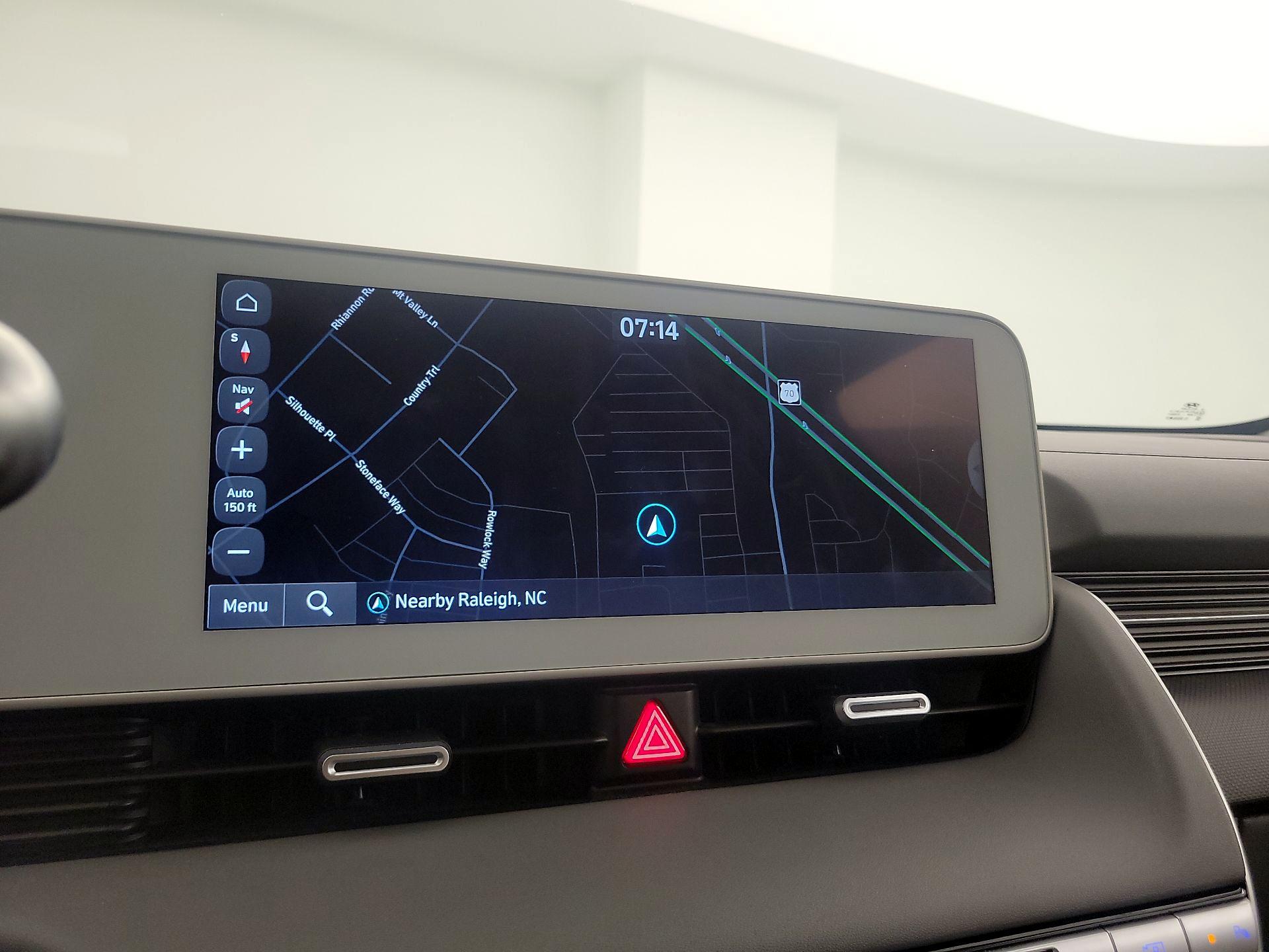 Thumbnail: 2023 Hyundai Ioniq 5 - 14