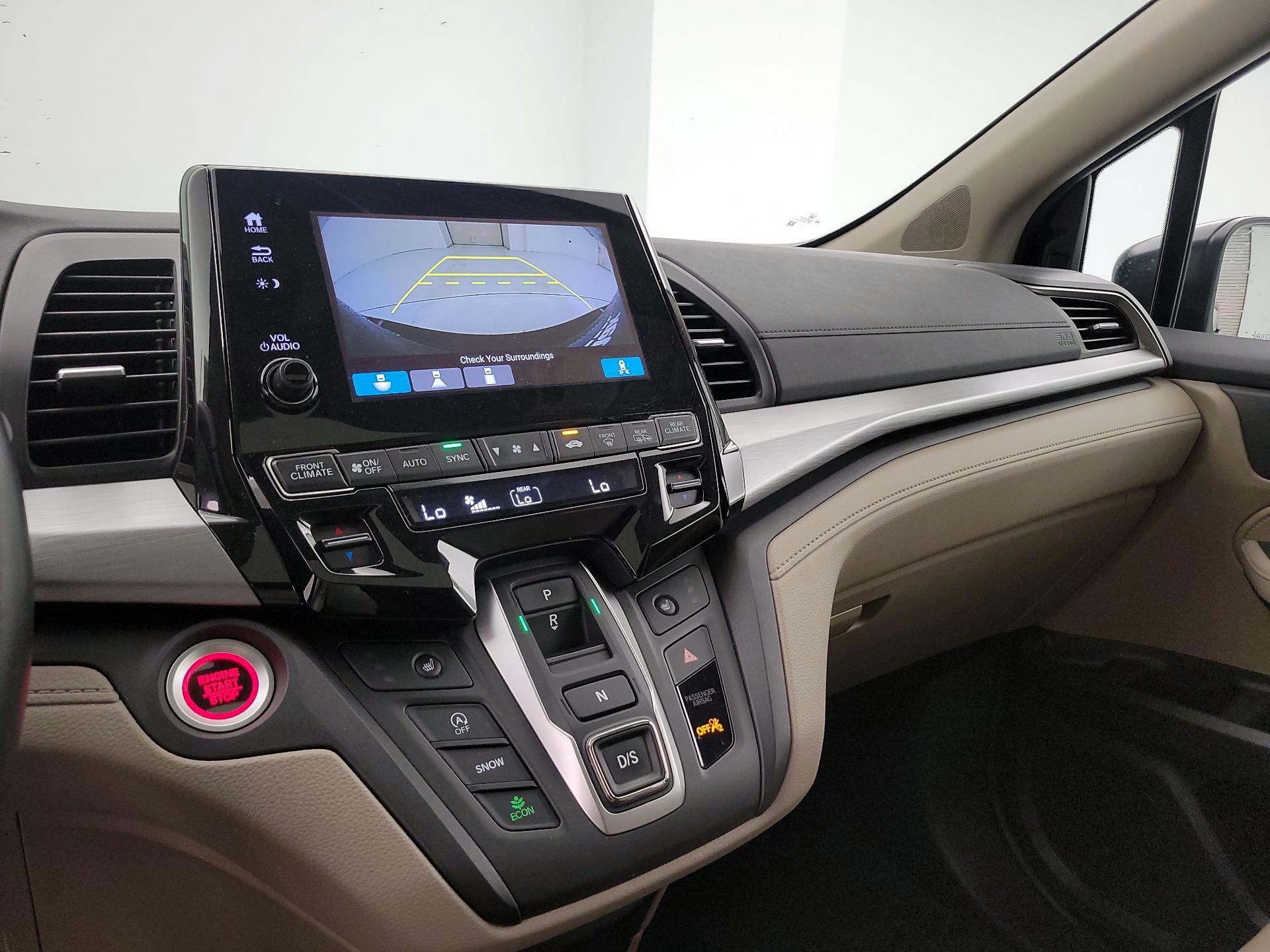 Thumbnail: 2020 Honda Odyssey - 14