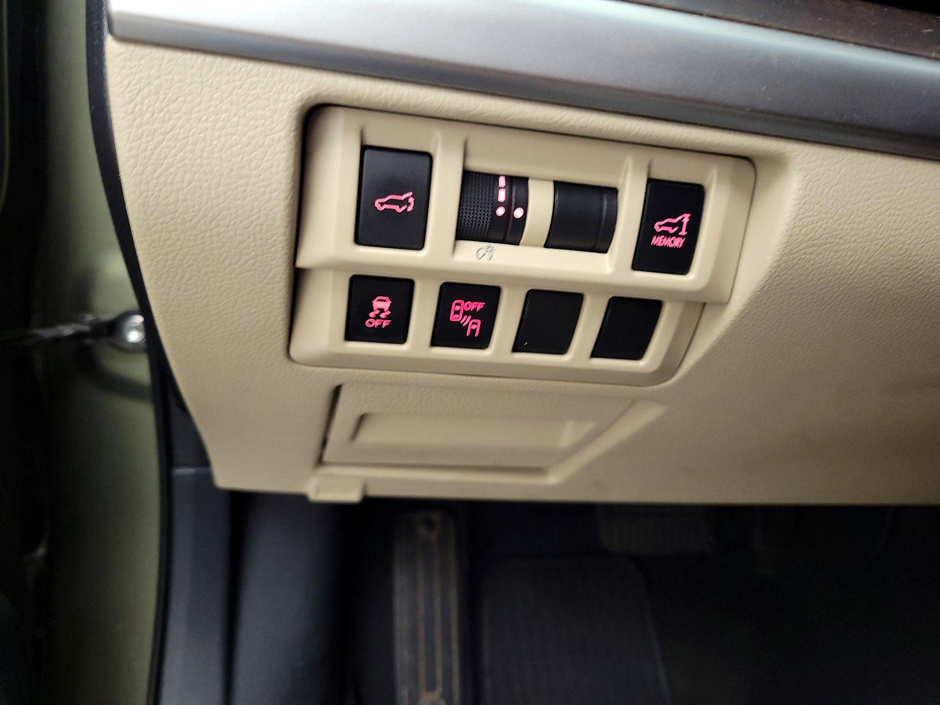 Thumbnail: 2017 Subaru Outback - 13