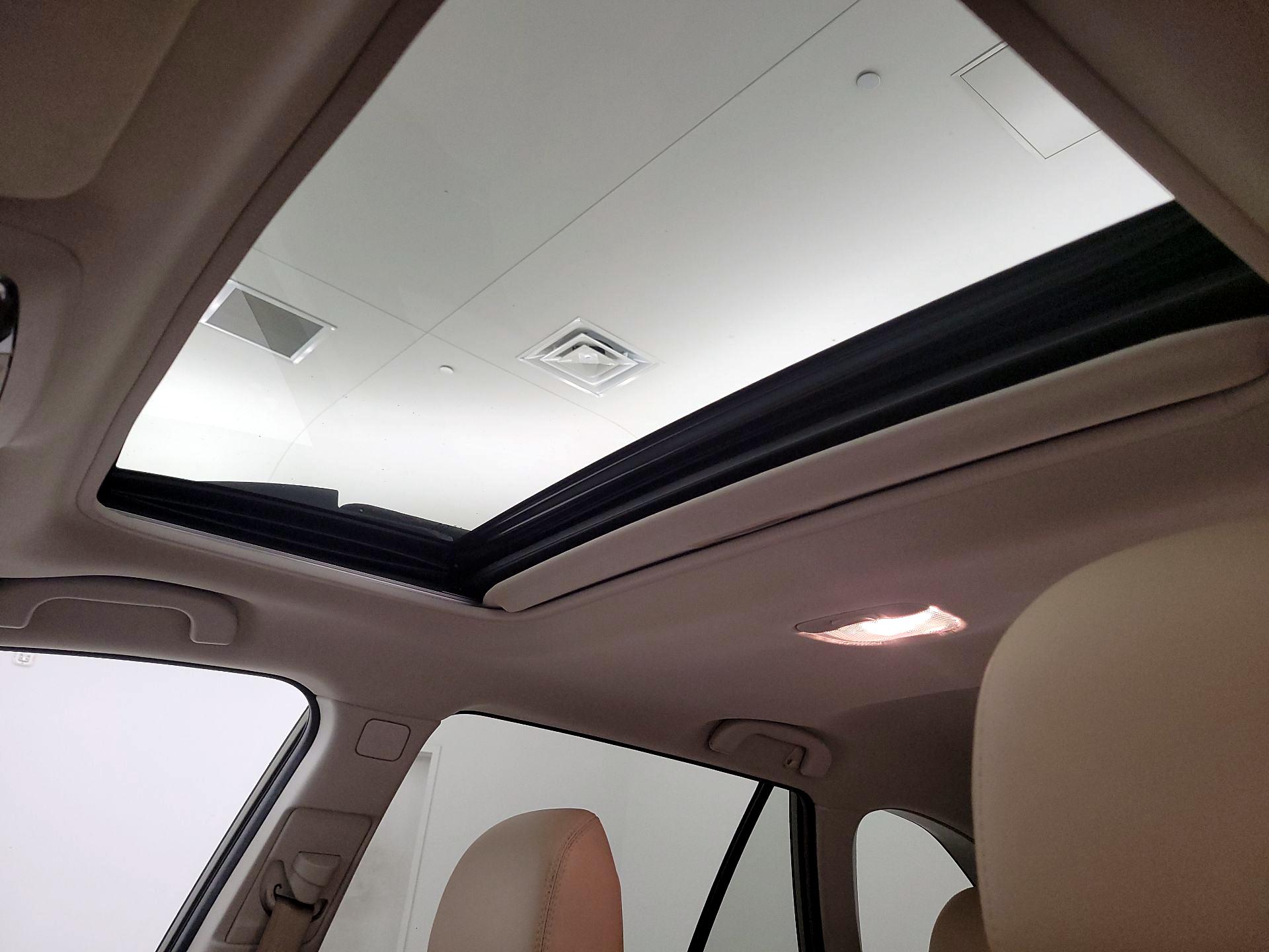 Thumbnail: 2017 Subaru Outback - 19