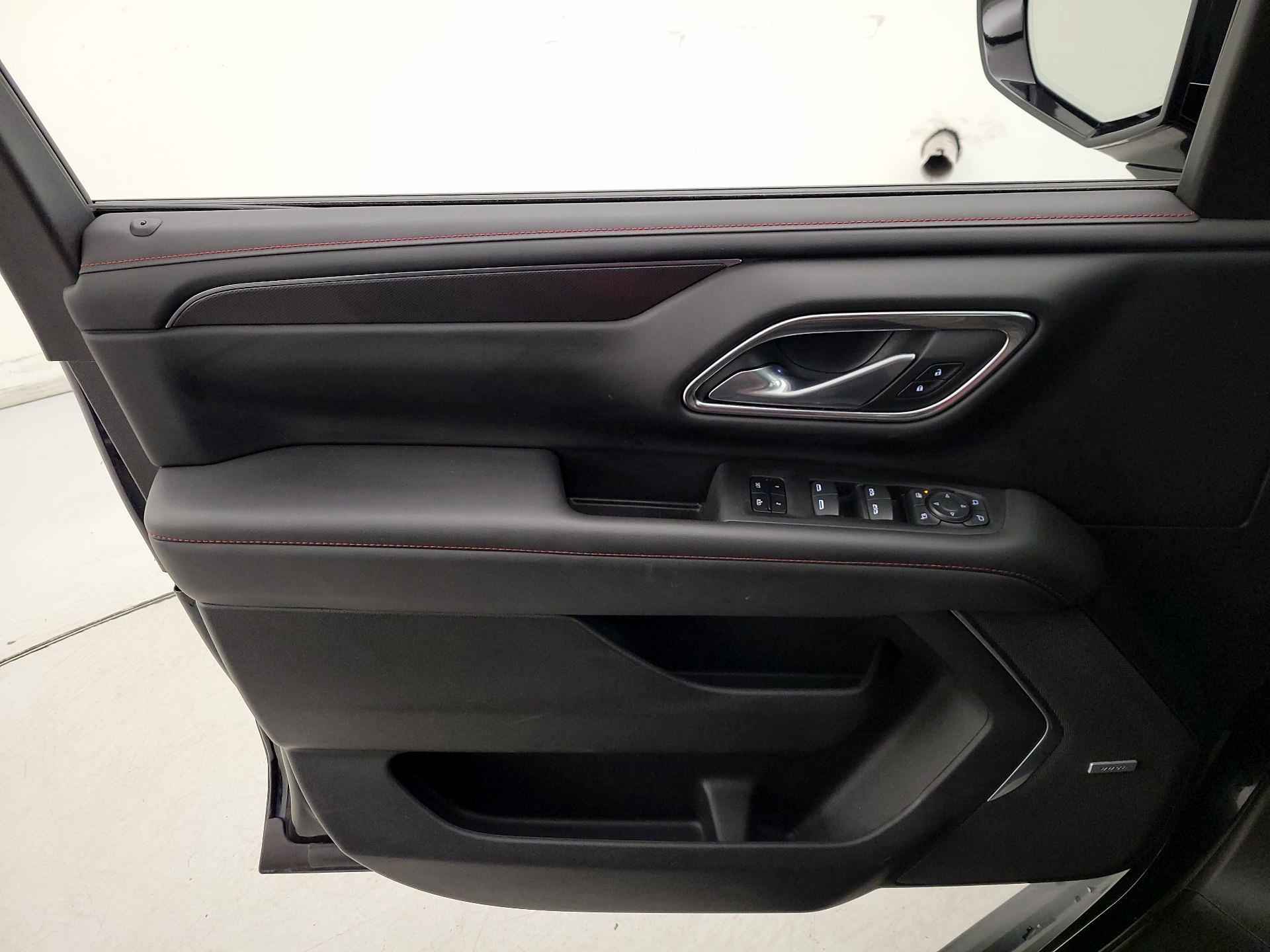 Thumbnail: 2022 Chevrolet Tahoe - 12