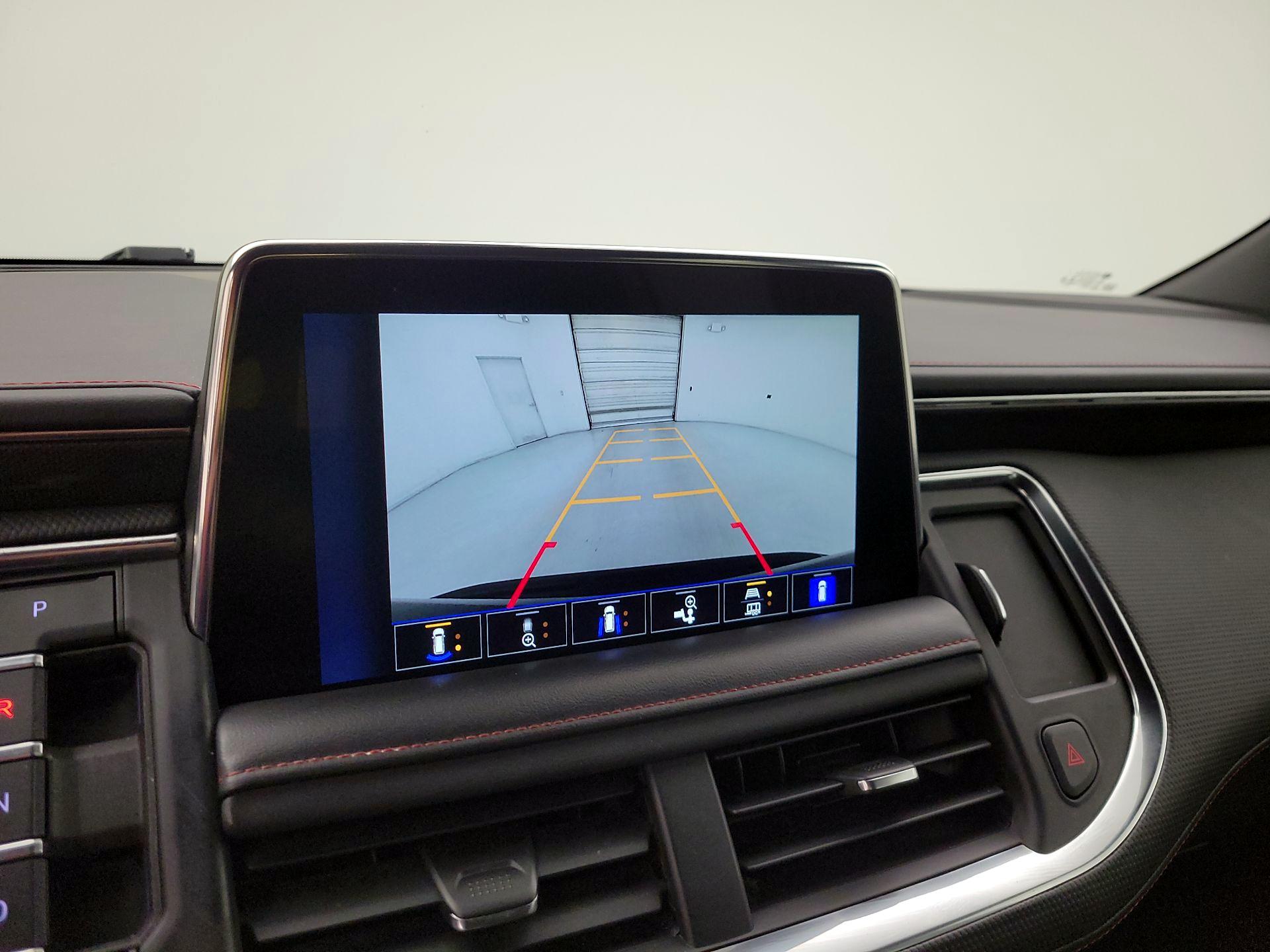 Thumbnail: 2022 Chevrolet Tahoe - 14