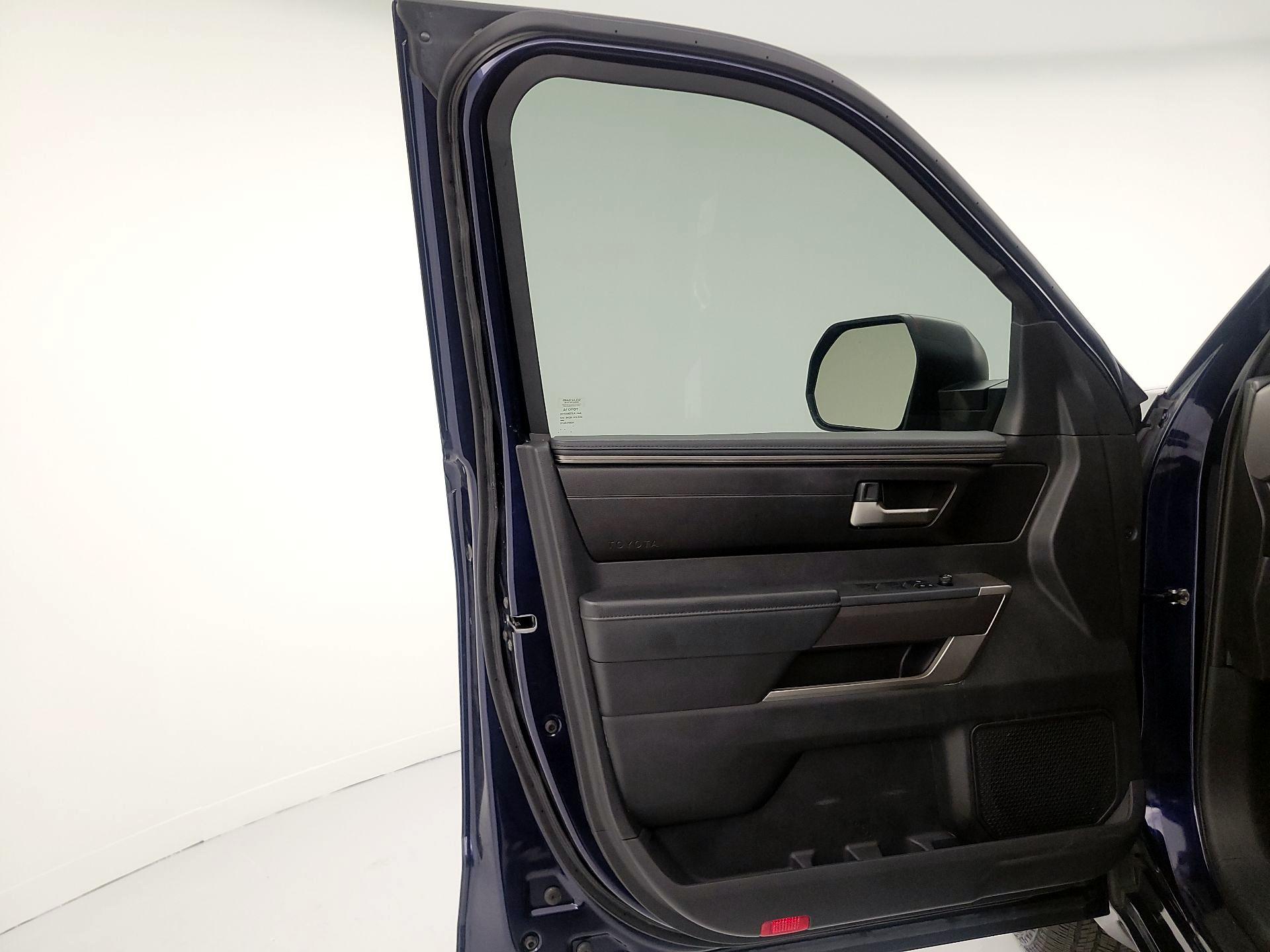 Thumbnail: 2022 Toyota Tundra - 12