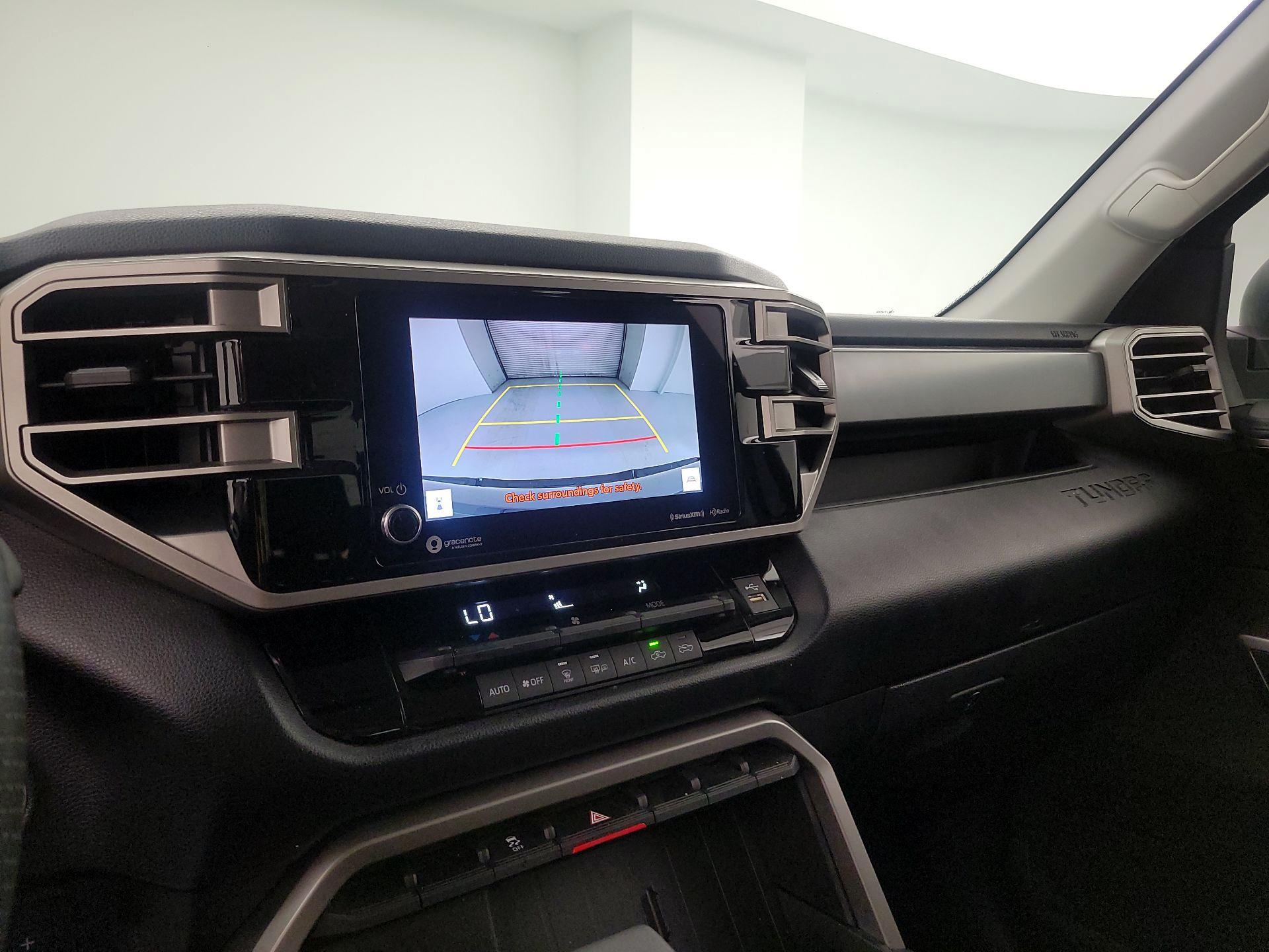 Thumbnail: 2022 Toyota Tundra - 14