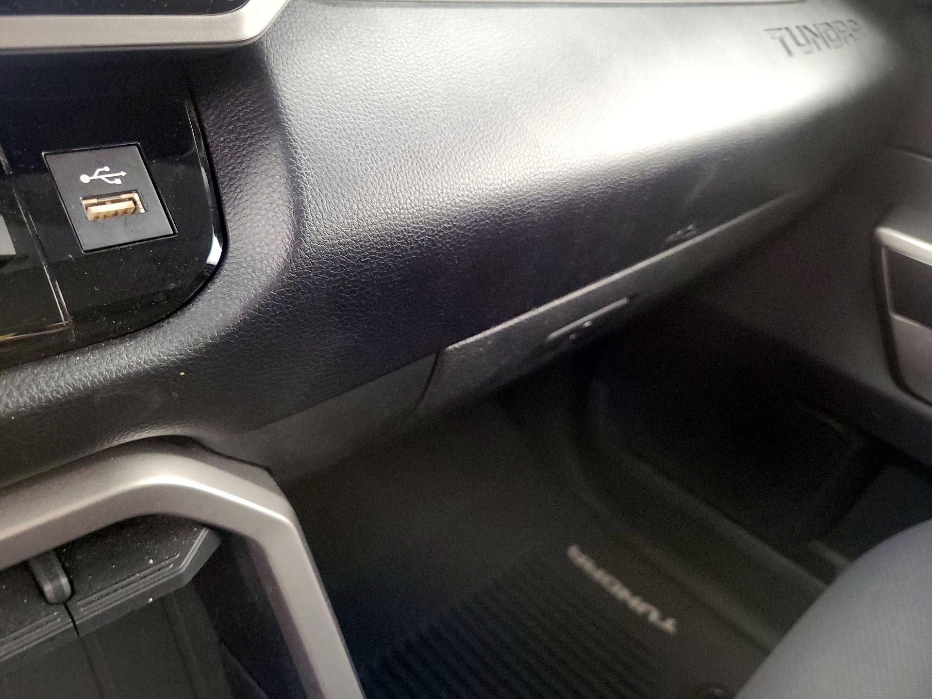 Thumbnail: 2022 Toyota Tundra - 18