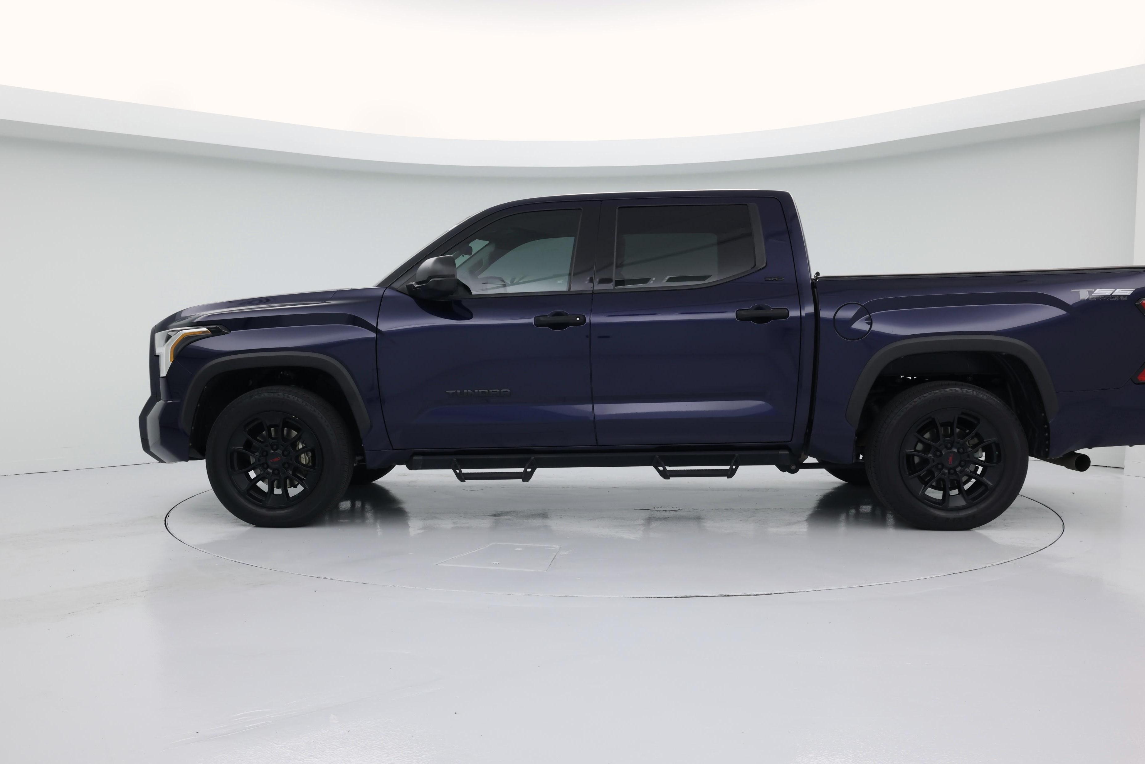 Thumbnail: 2022 Toyota Tundra - 3