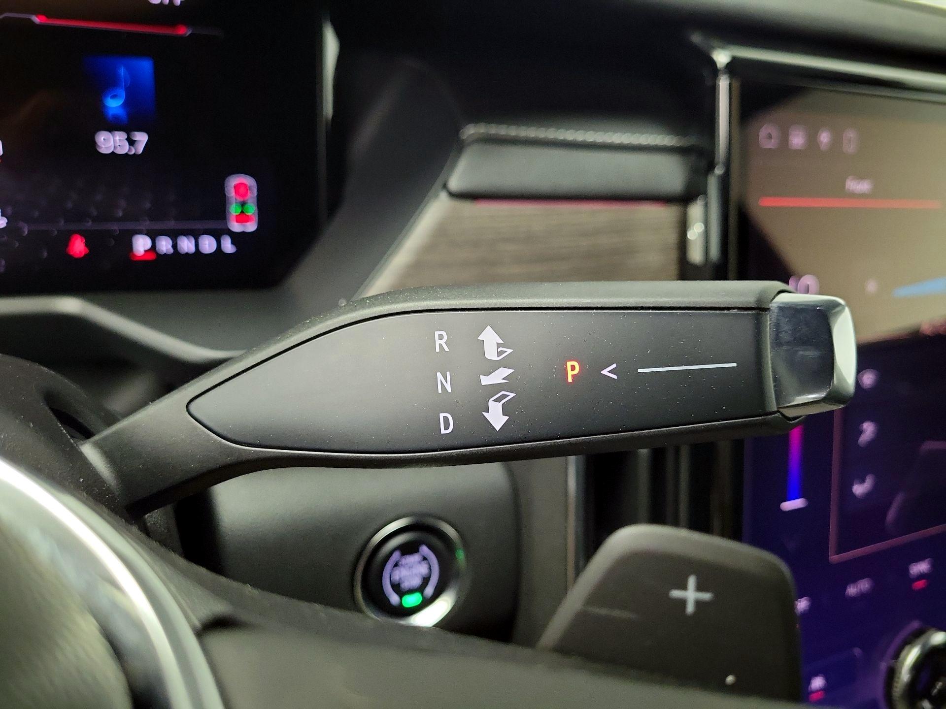 Thumbnail: 2024 GMC Acadia - 17
