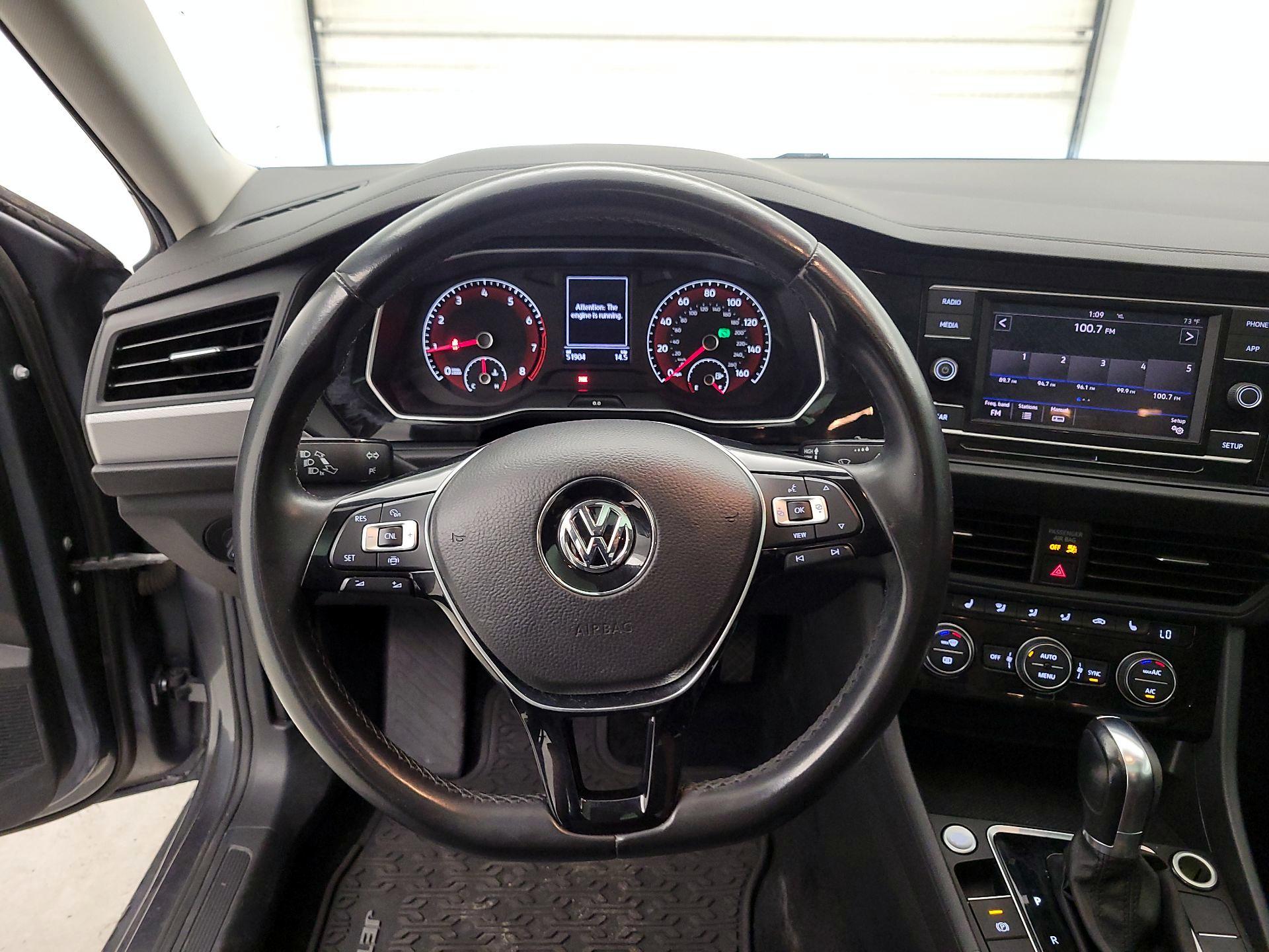Thumbnail: 2019 Volkswagen Jetta - 10