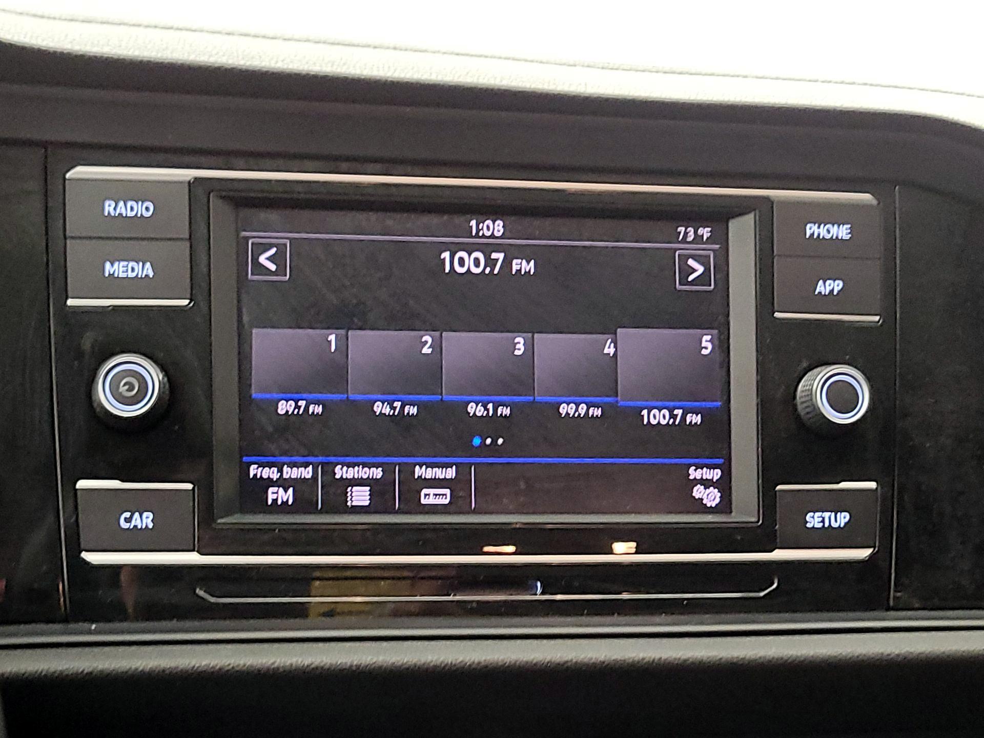 Thumbnail: 2019 Volkswagen Jetta - 15