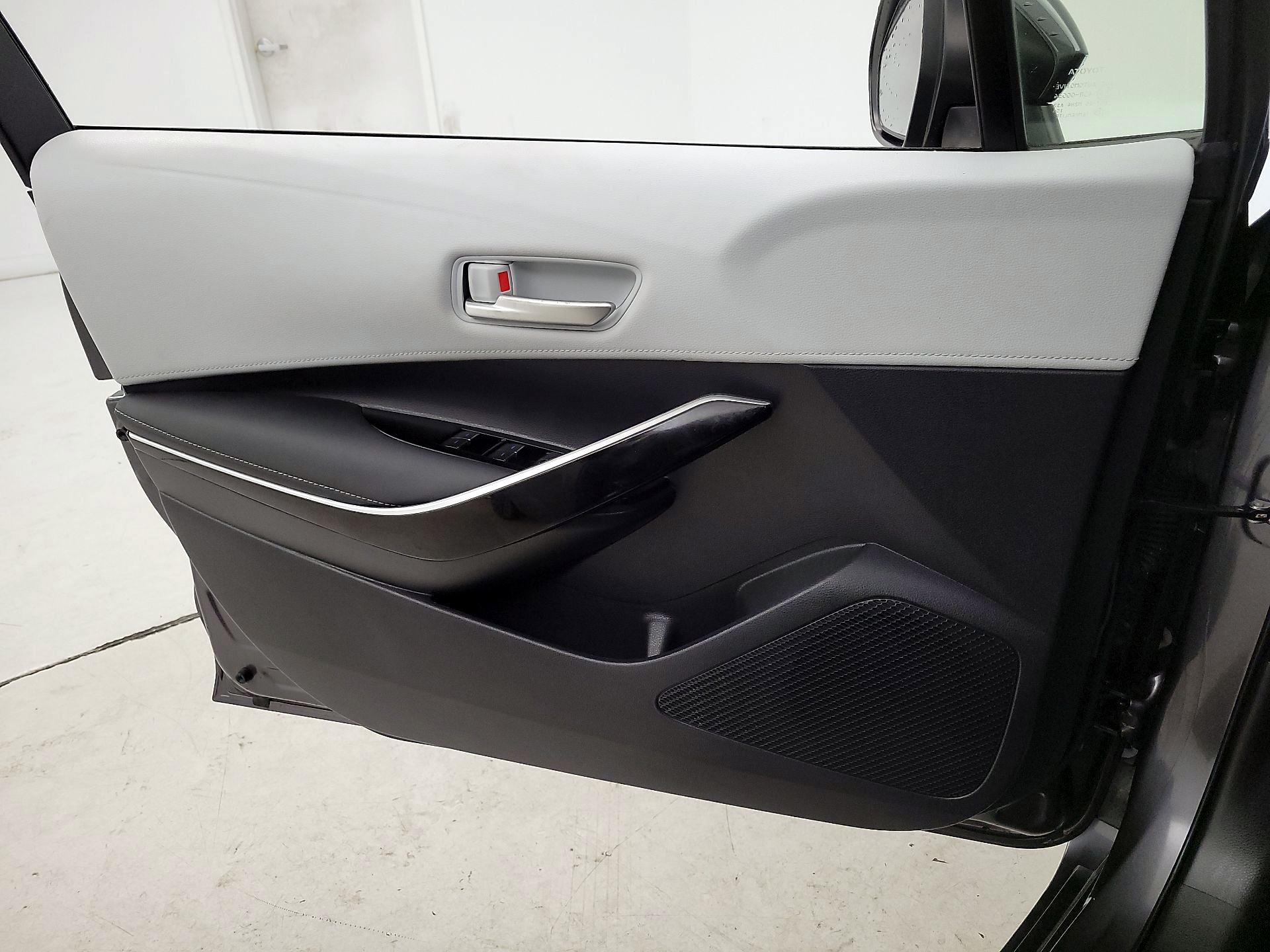 Thumbnail: 2021 Toyota Corolla - 12