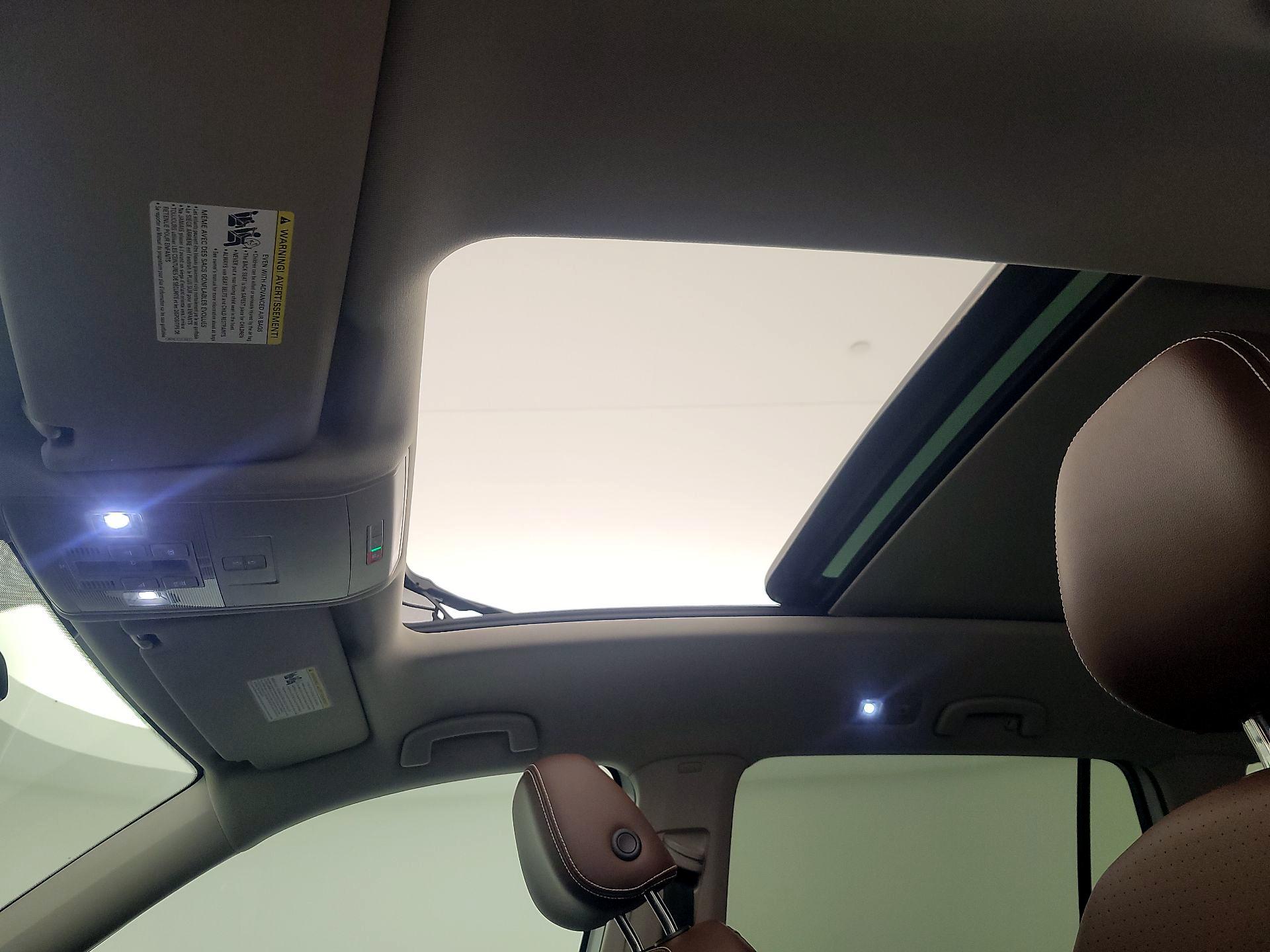 Thumbnail: 2022 Volkswagen Atlas - 19