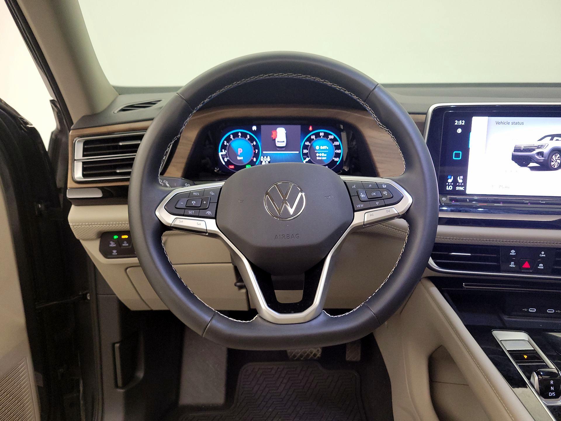 Thumbnail: 2024 Volkswagen Atlas - 10