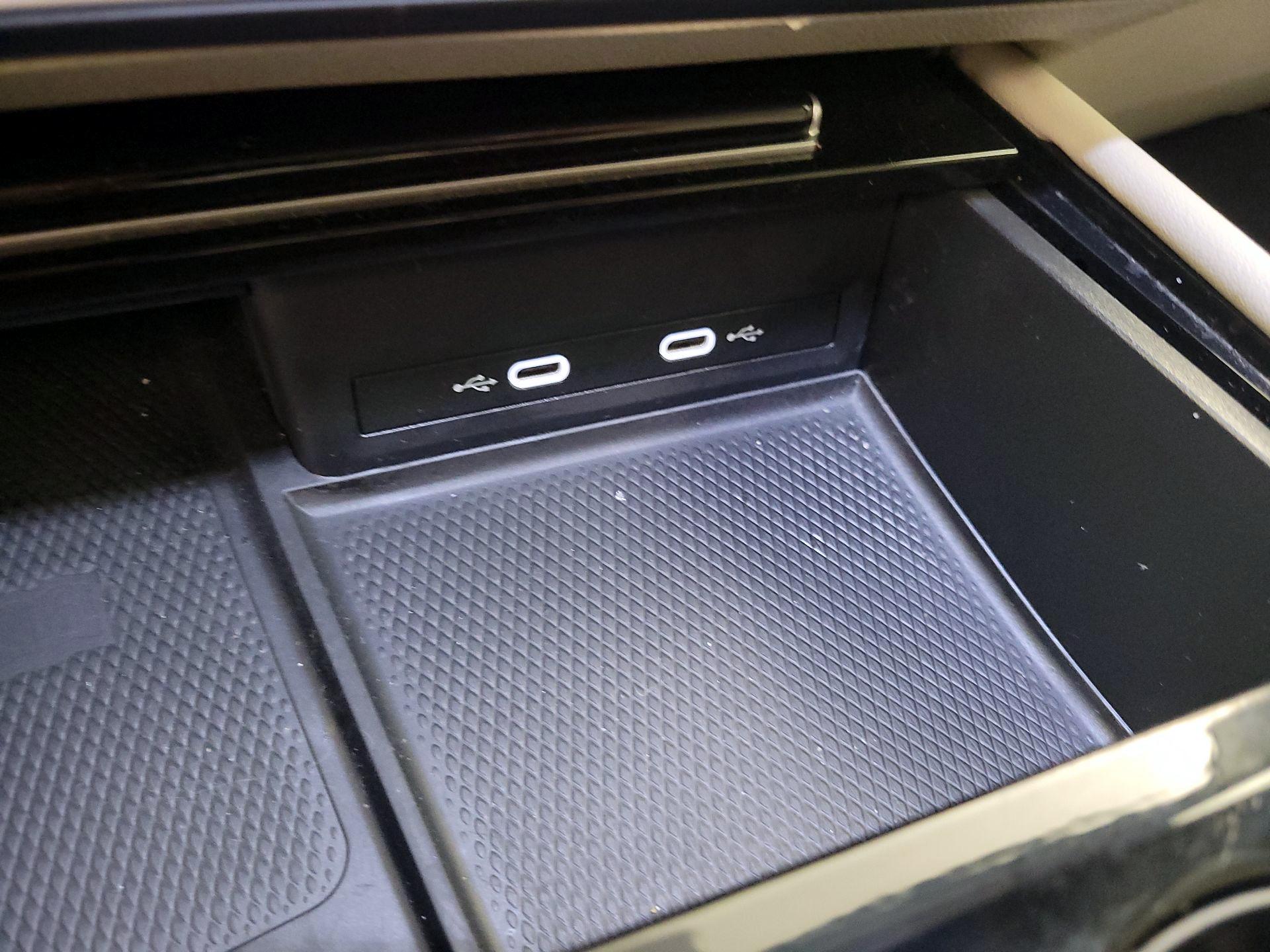 Thumbnail: 2024 Volkswagen Atlas - 18