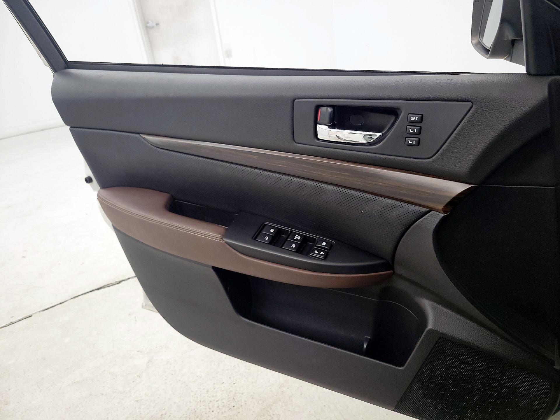 Thumbnail: 2014 Subaru Outback - 12