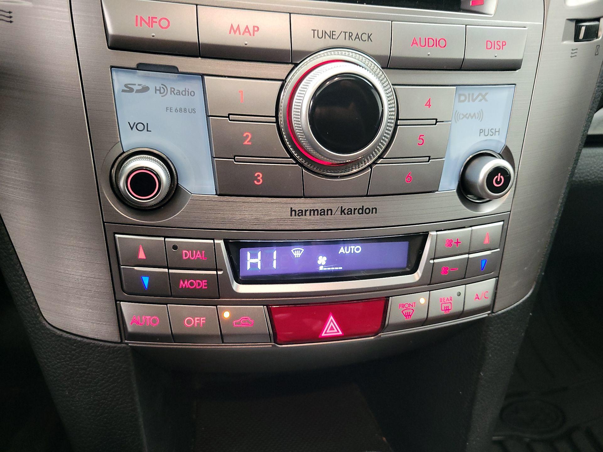 Thumbnail: 2014 Subaru Outback - 16