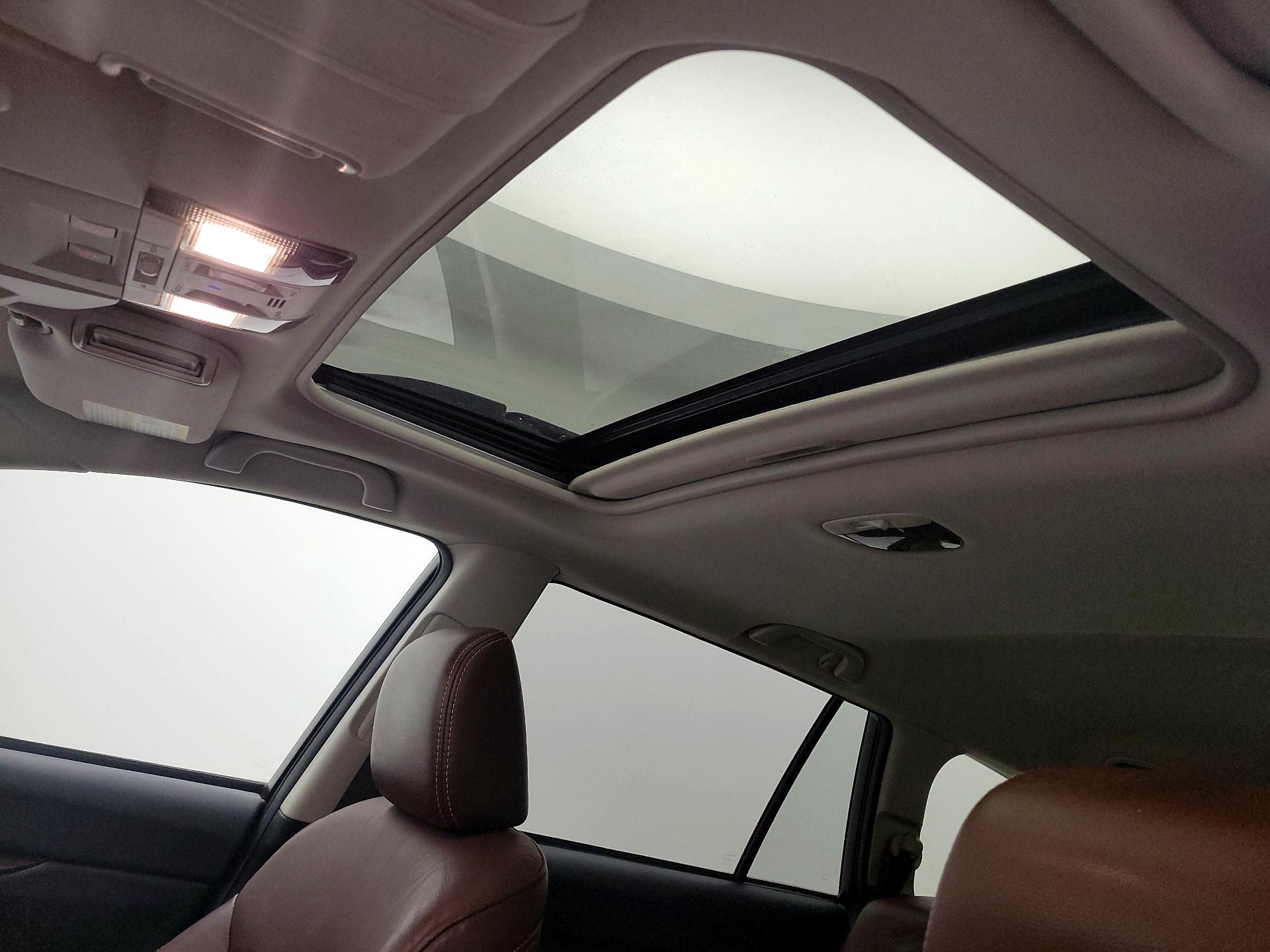 Thumbnail: 2014 Subaru Outback - 18