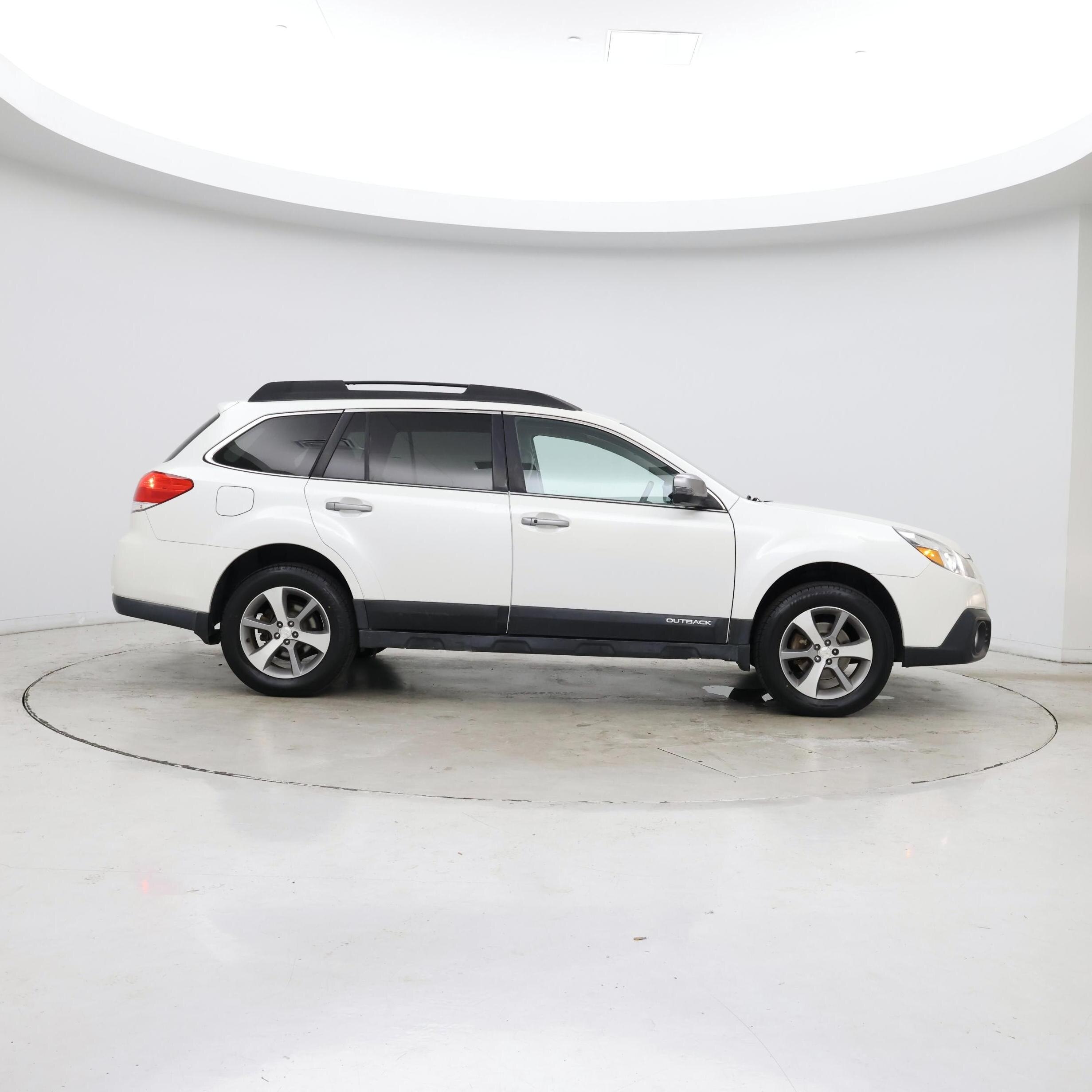Thumbnail: 2014 Subaru Outback - 7