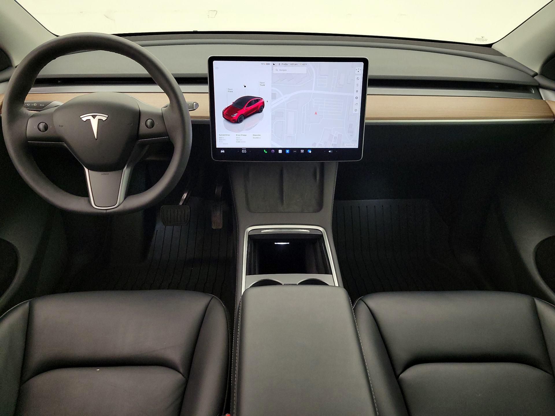 Thumbnail: 2023 Tesla Model Y - 9