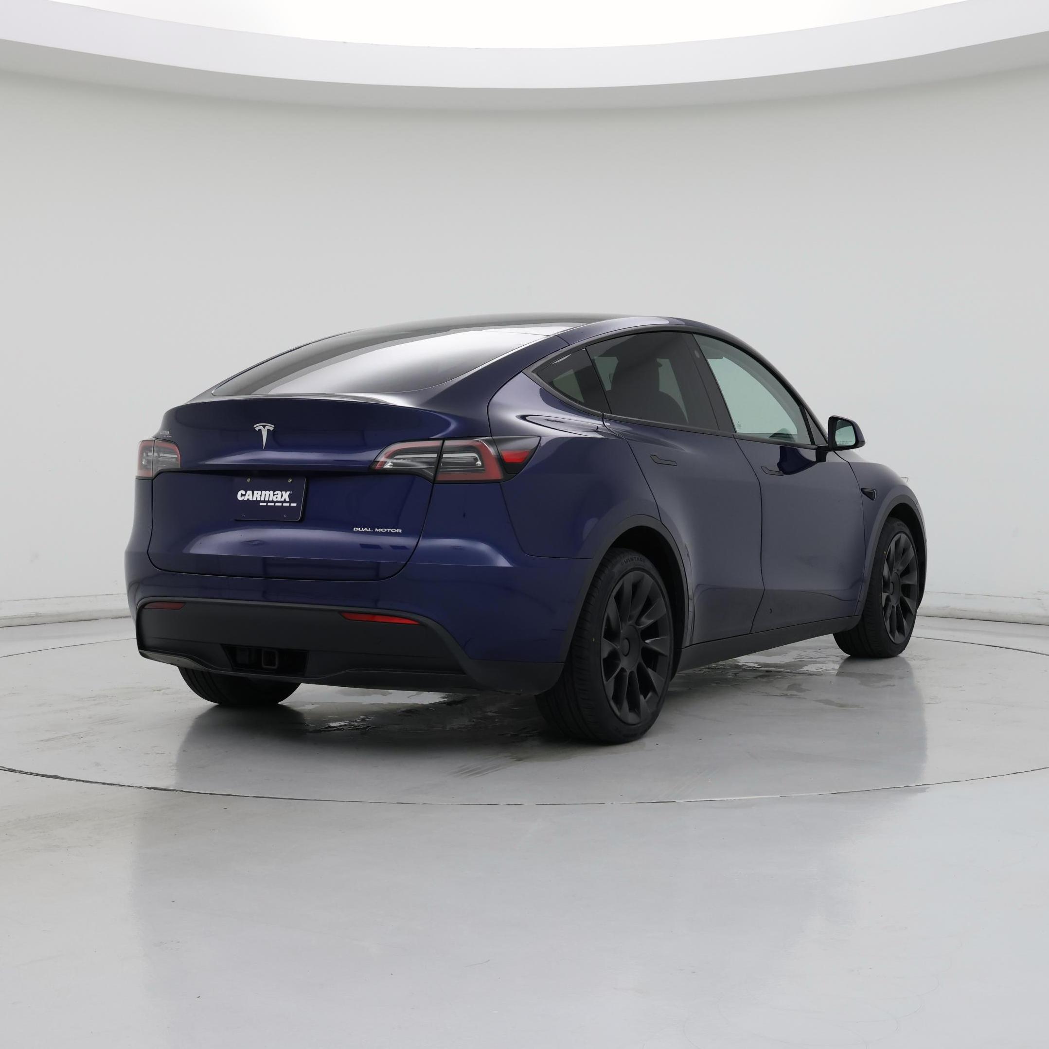 Thumbnail: 2023 Tesla Model Y - 8