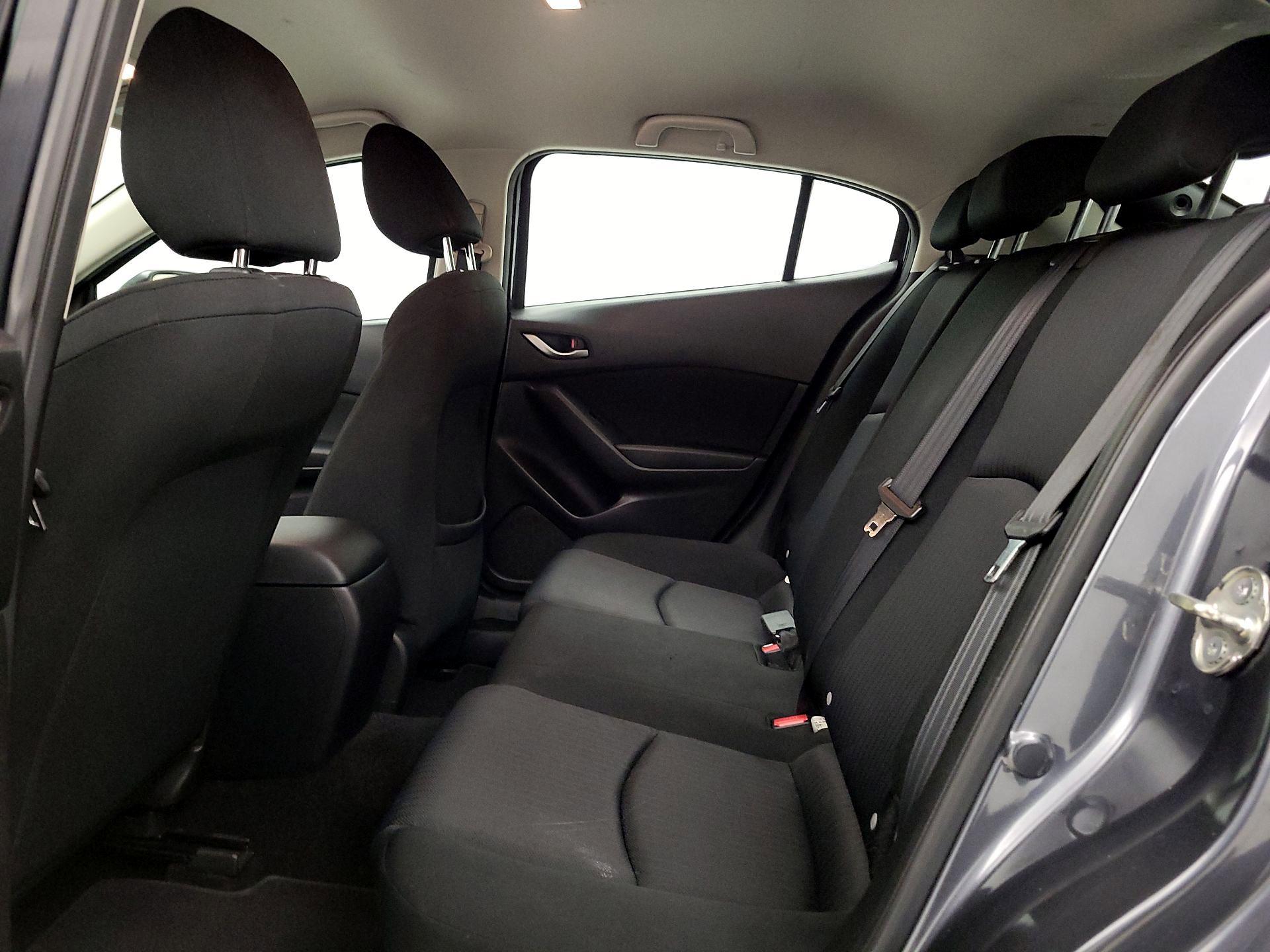 Thumbnail: 2015 Mazda Mazda3 - 18