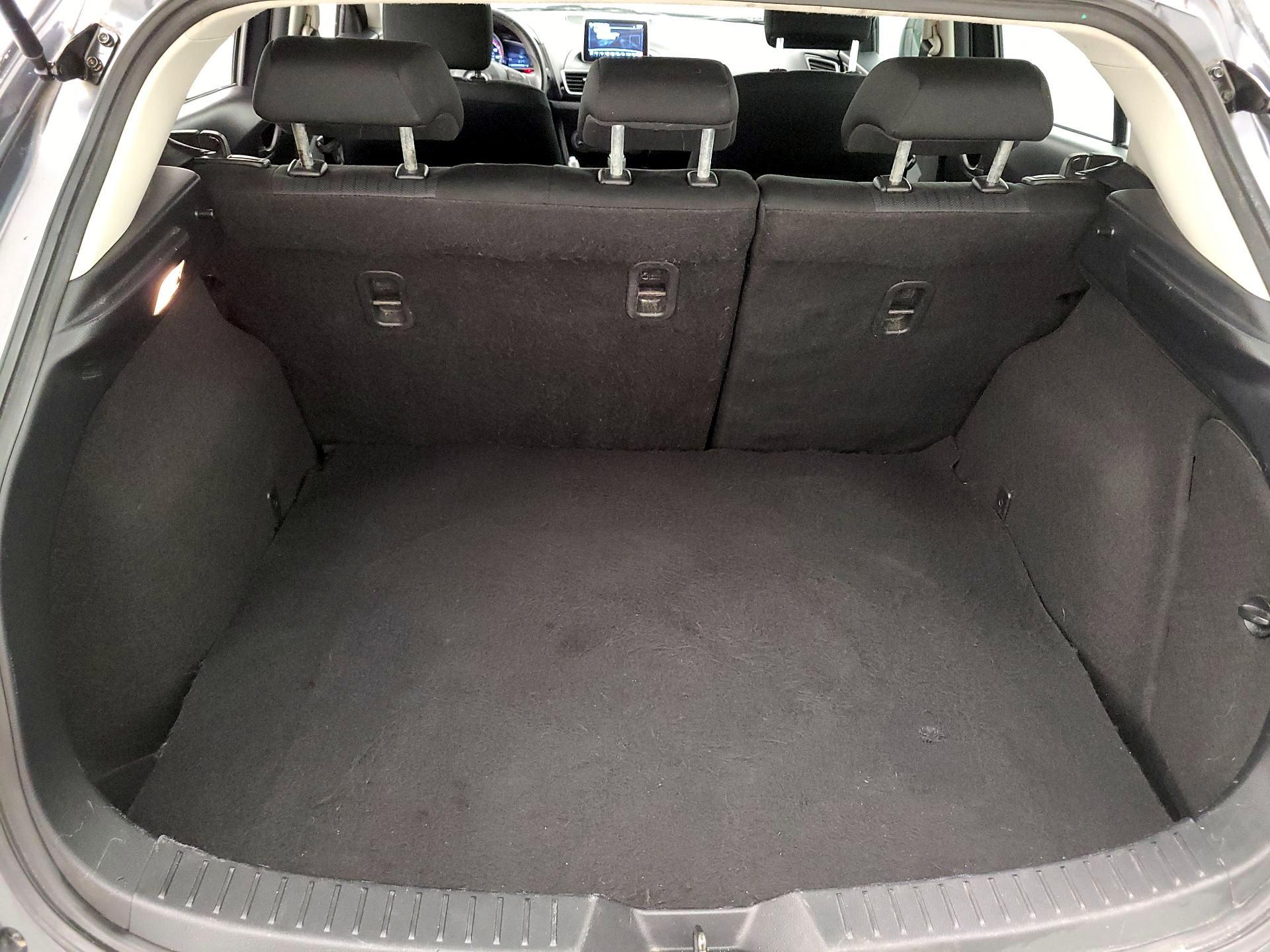 Thumbnail: 2015 Mazda Mazda3 - 19