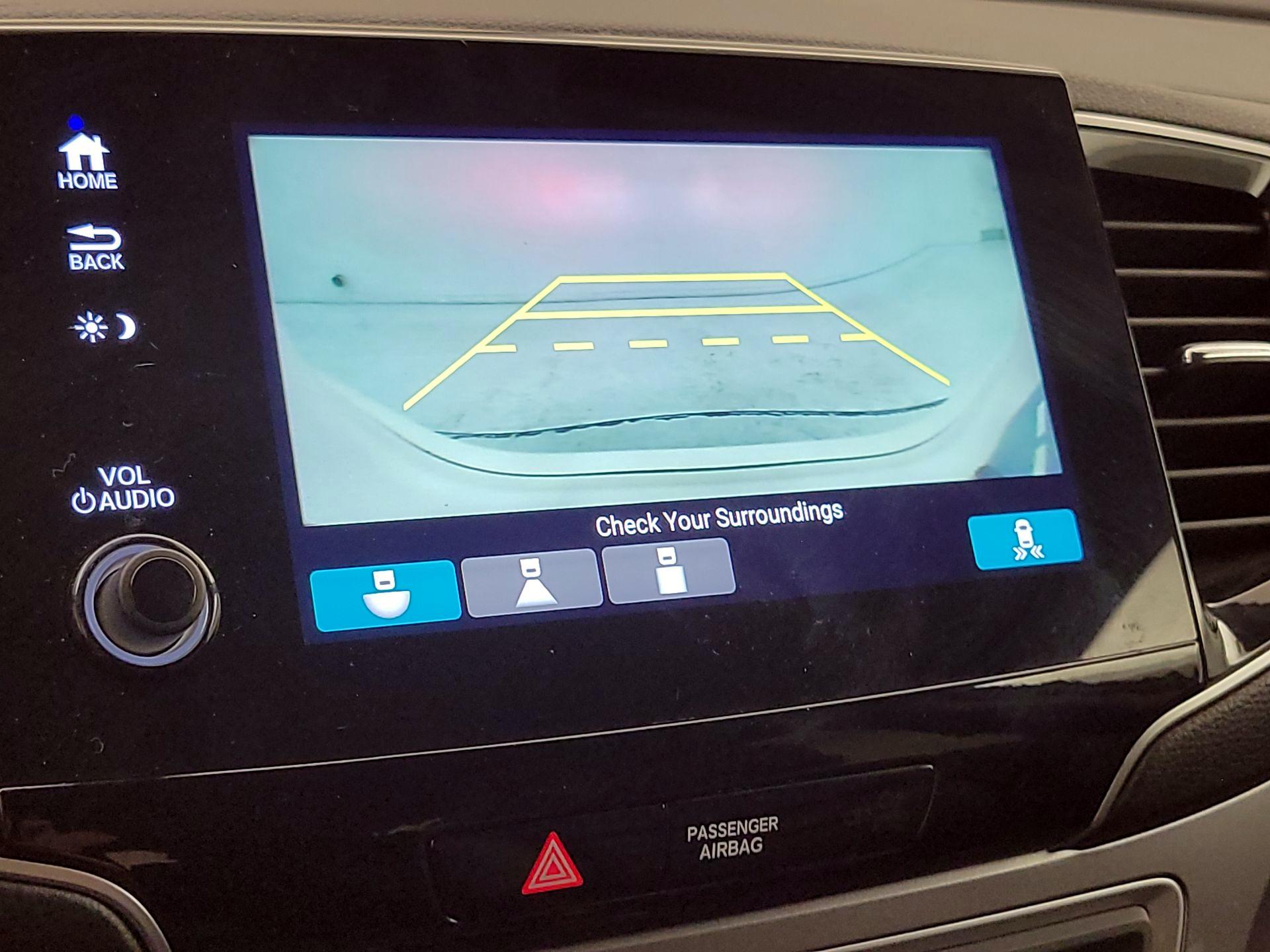 Thumbnail: 2019 Honda Pilot - 14