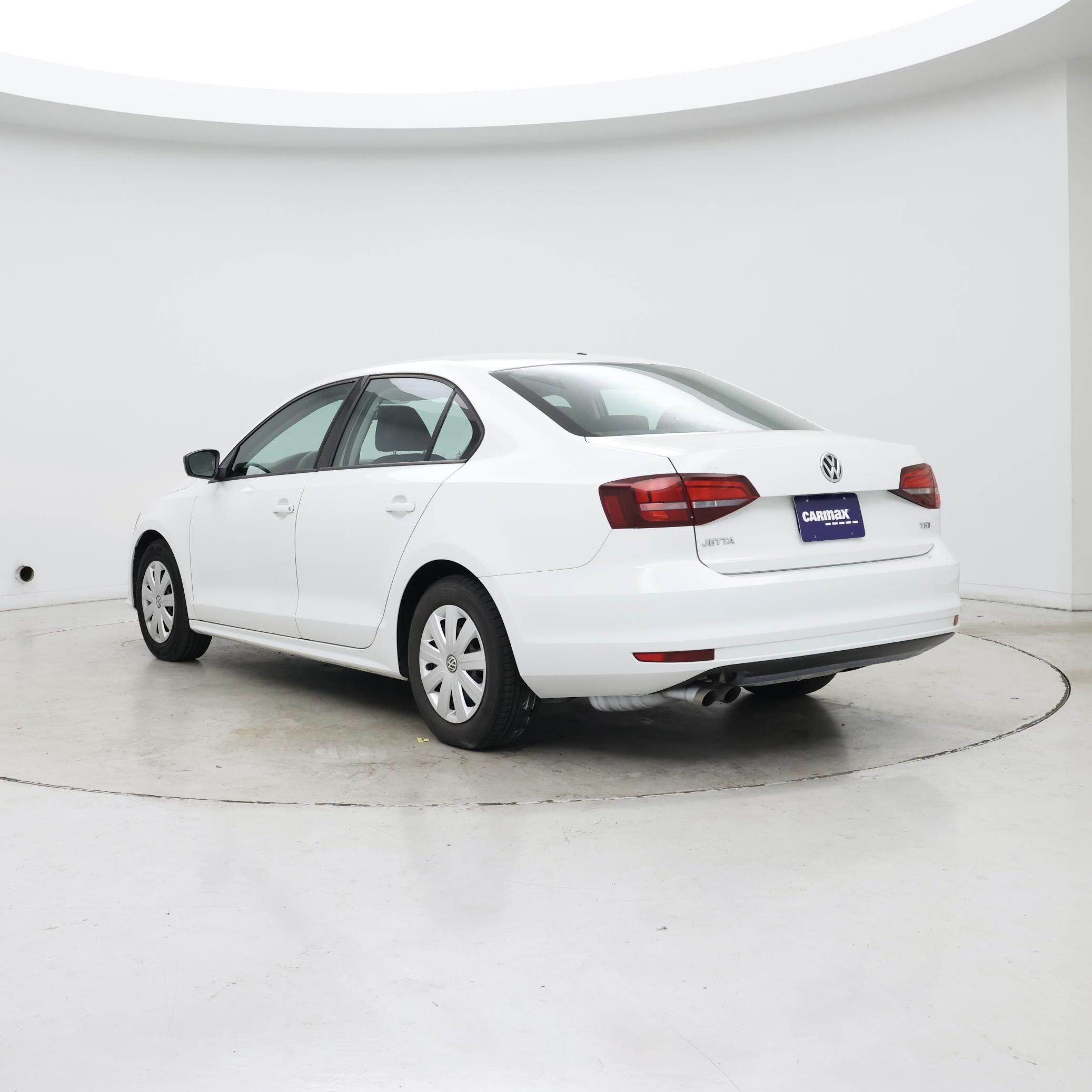 Thumbnail: 2016 Volkswagen Jetta - 2