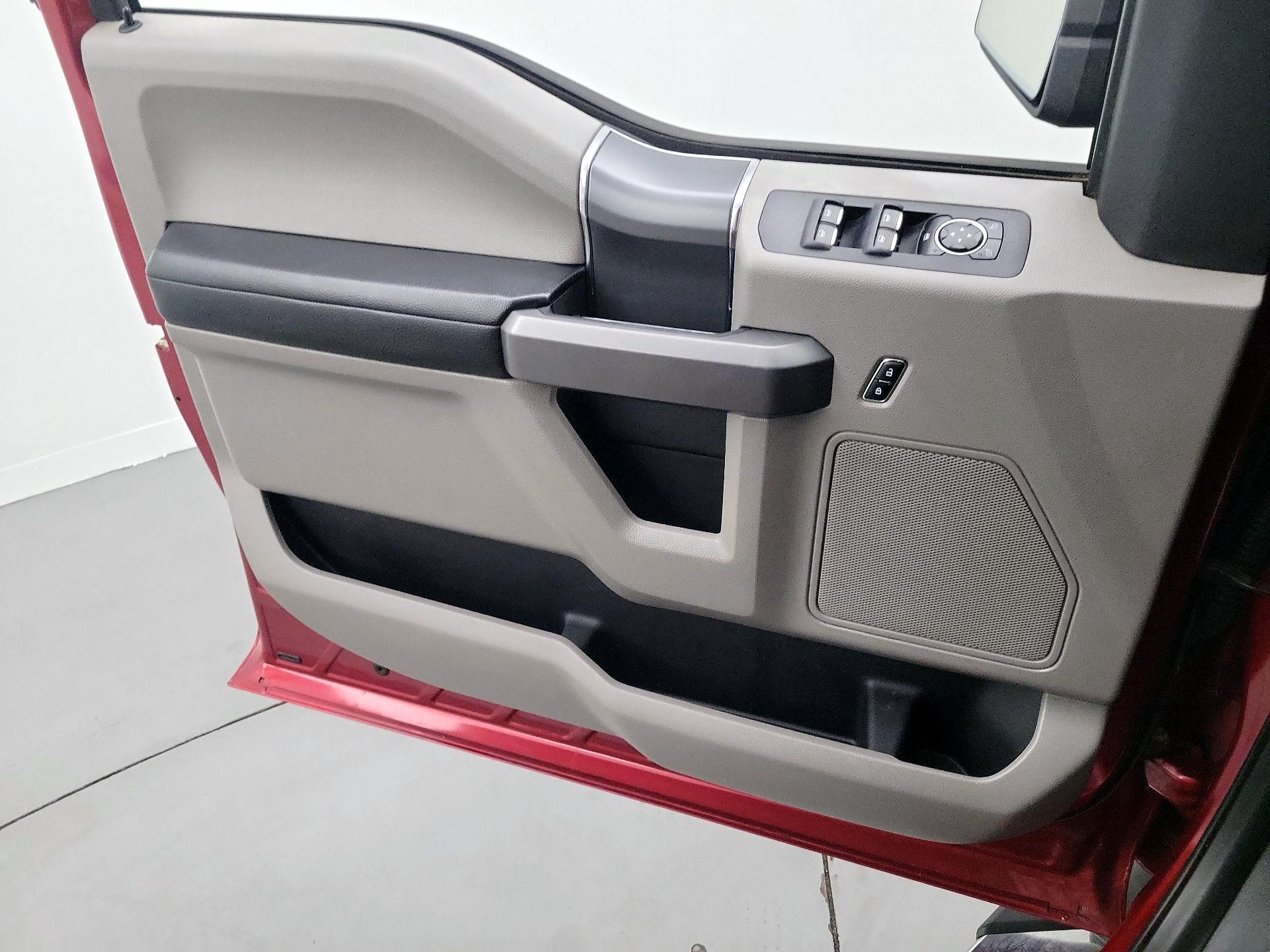 Thumbnail: 2016 Ford F-150 - 12