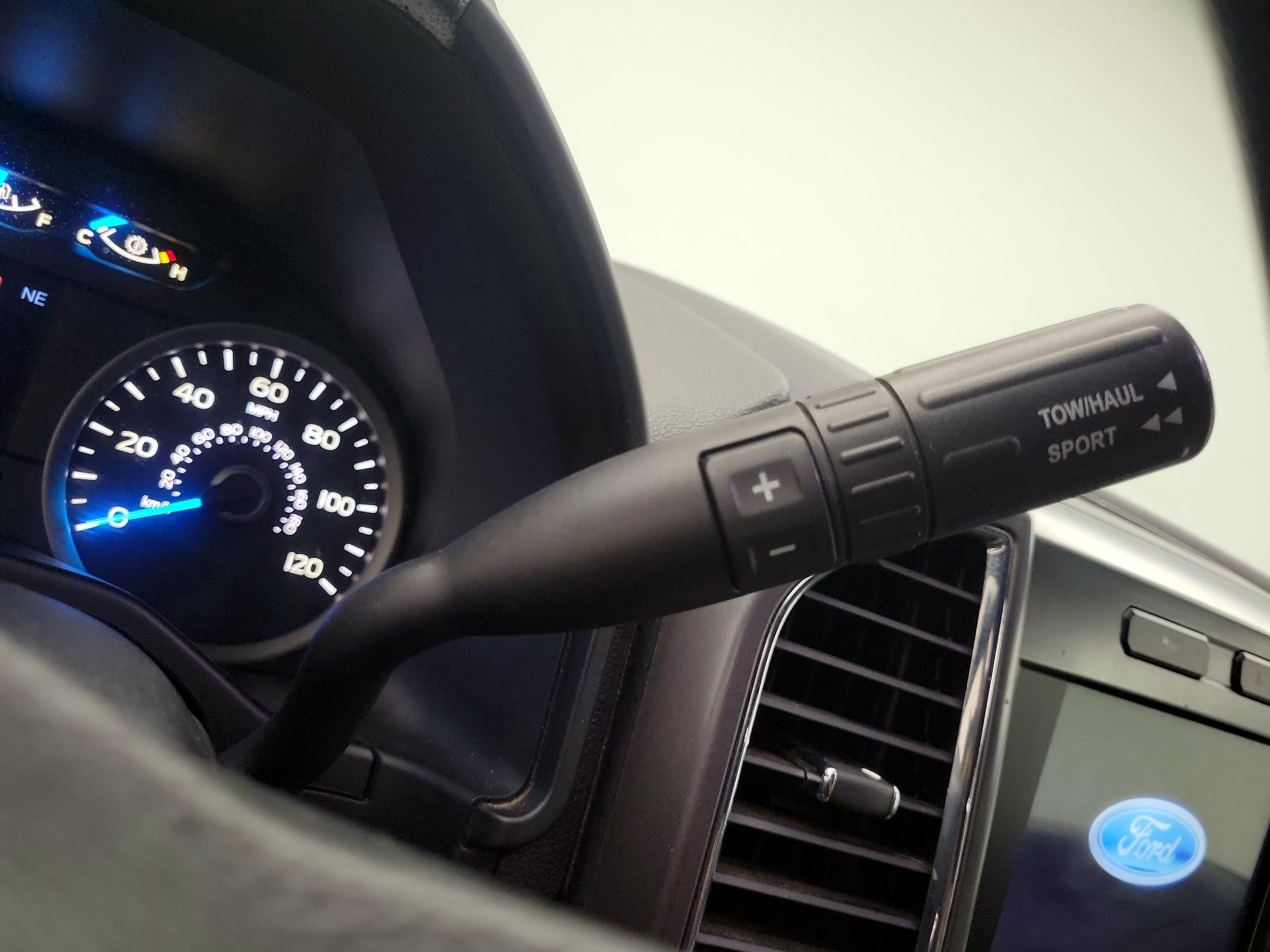 Thumbnail: 2016 Ford F-150 - 17