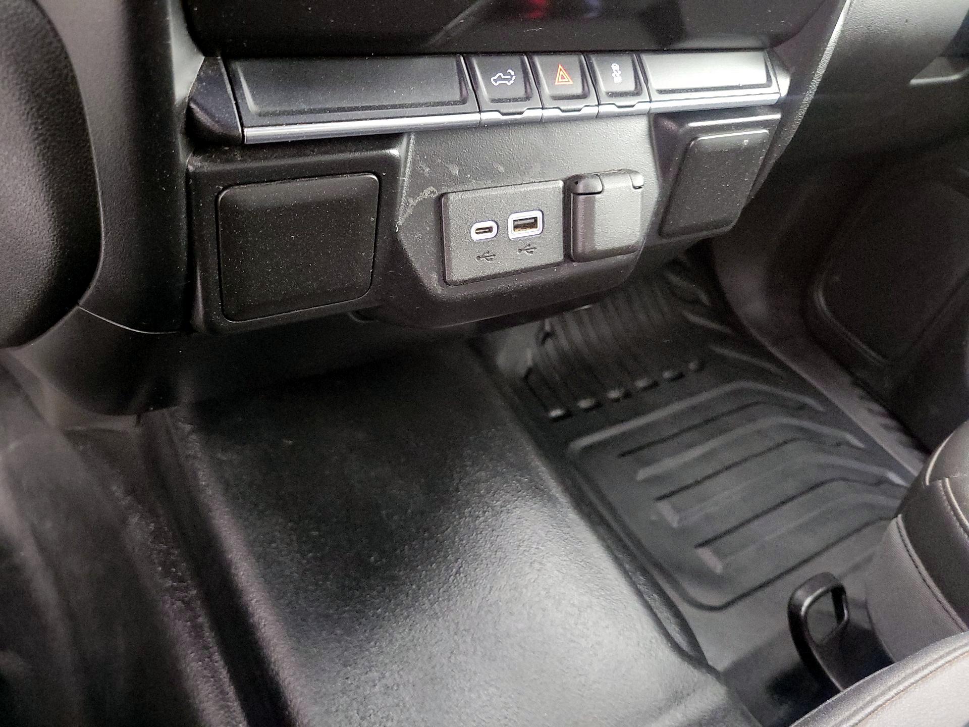 Thumbnail: 2021 Chevrolet Silverado 2500 - 18