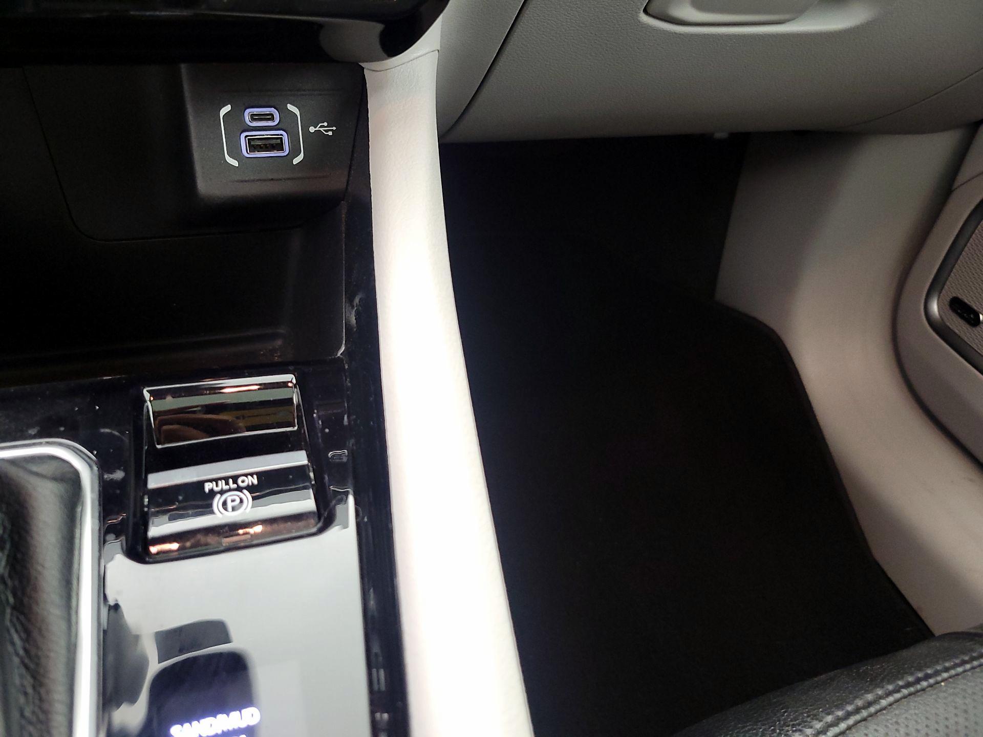 Thumbnail: 2023 Jeep Compass - 19